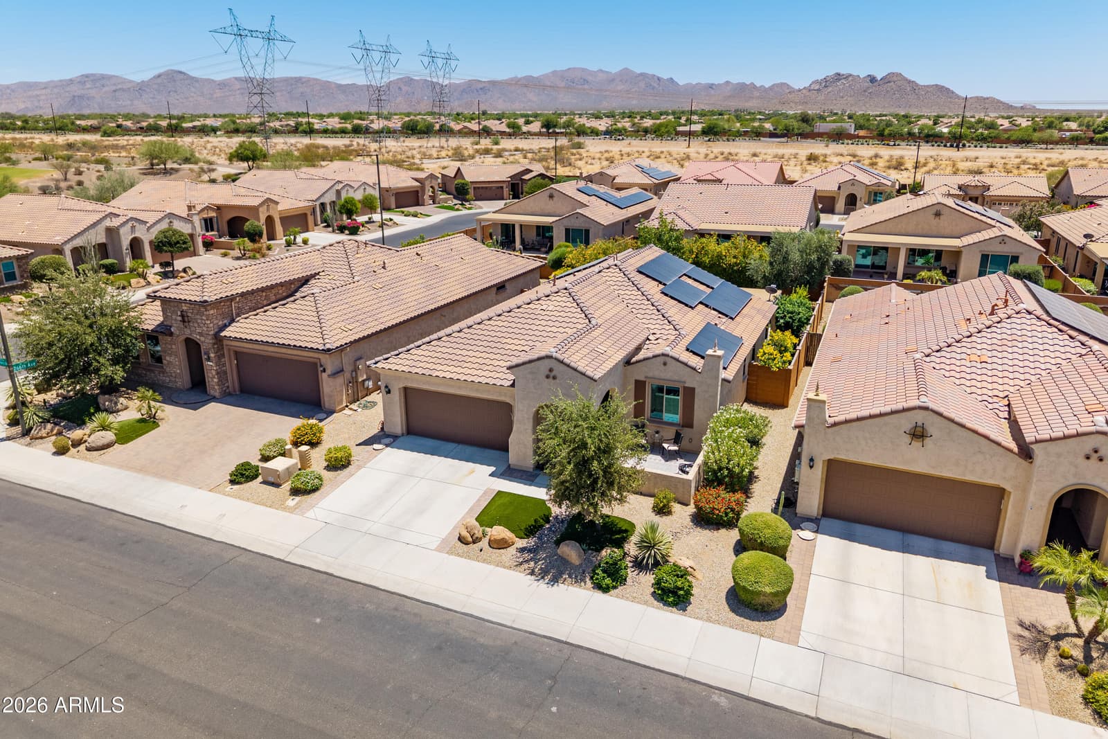 26611 W ZACHARY Drive, Buckeye, AZ 85396 — photo 5 of 61