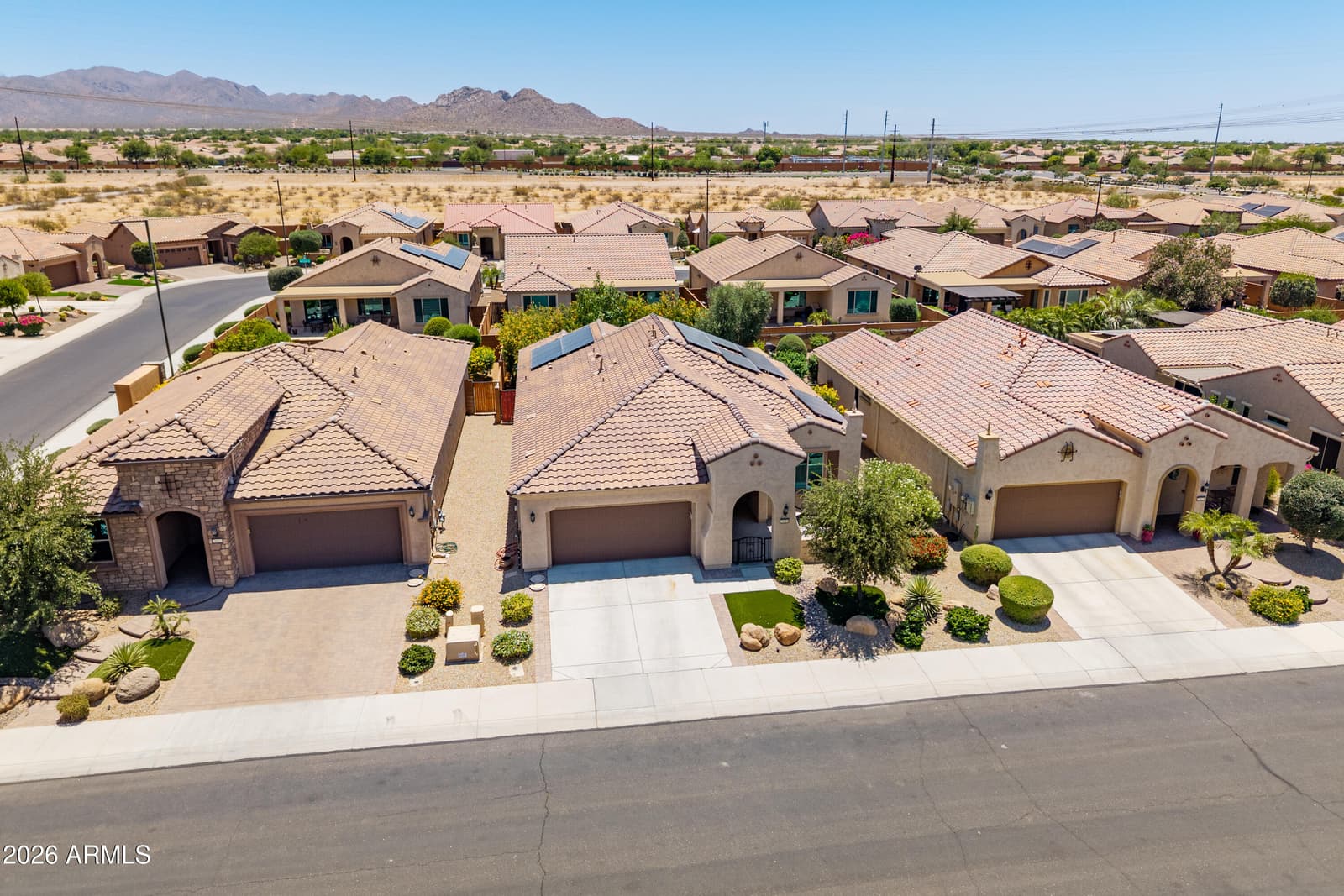 26611 W ZACHARY Drive, Buckeye, AZ 85396 — photo 9 of 61