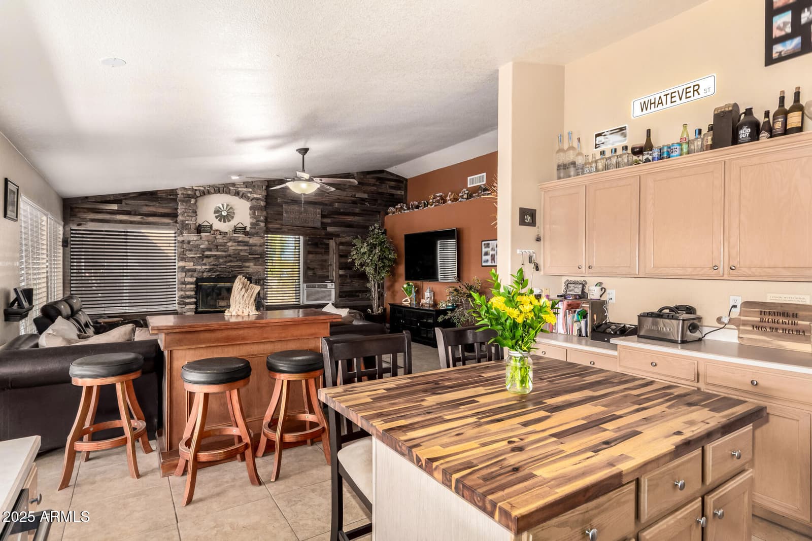 205 E IRVINE Road, Phoenix, AZ 85086 — photo 23 of 63