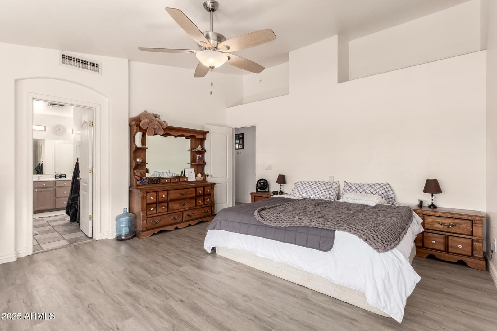 205 E IRVINE Road, Phoenix, AZ 85086 — photo 25 of 63
