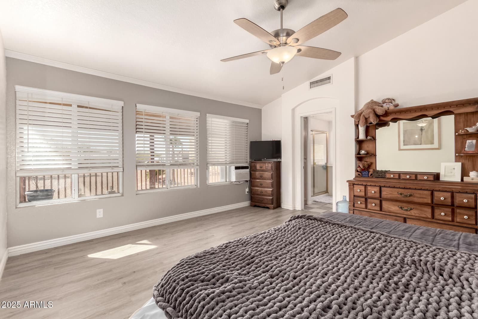 205 E IRVINE Road, Phoenix, AZ 85086 — photo 26 of 63