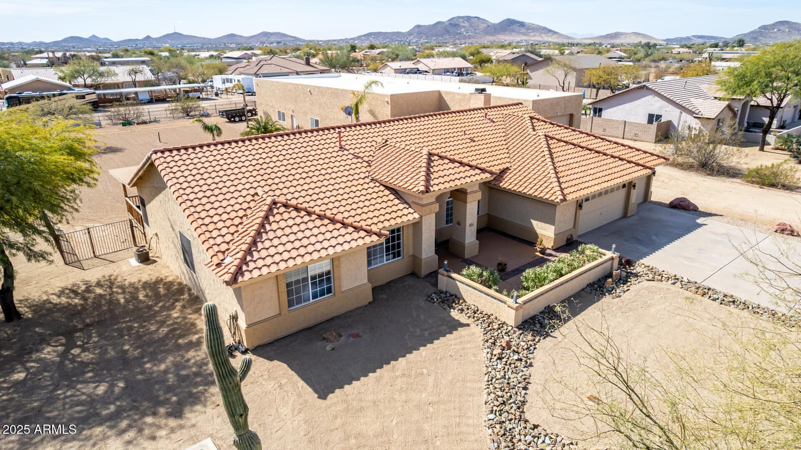 205 E IRVINE Road, Phoenix, AZ 85086 — photo 49 of 63