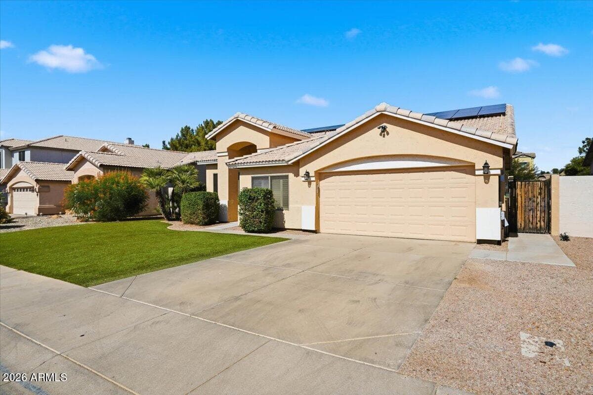 729 N Ocotillo Lane, Gilbert, AZ 85233 — photo 3 of 54