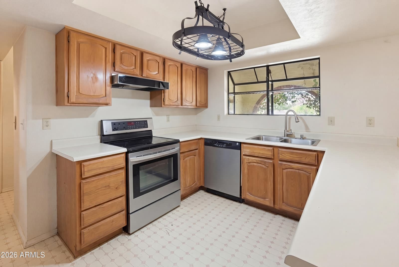22238 N 88th Avenue, Peoria, AZ 85383 — photo 5 of 41