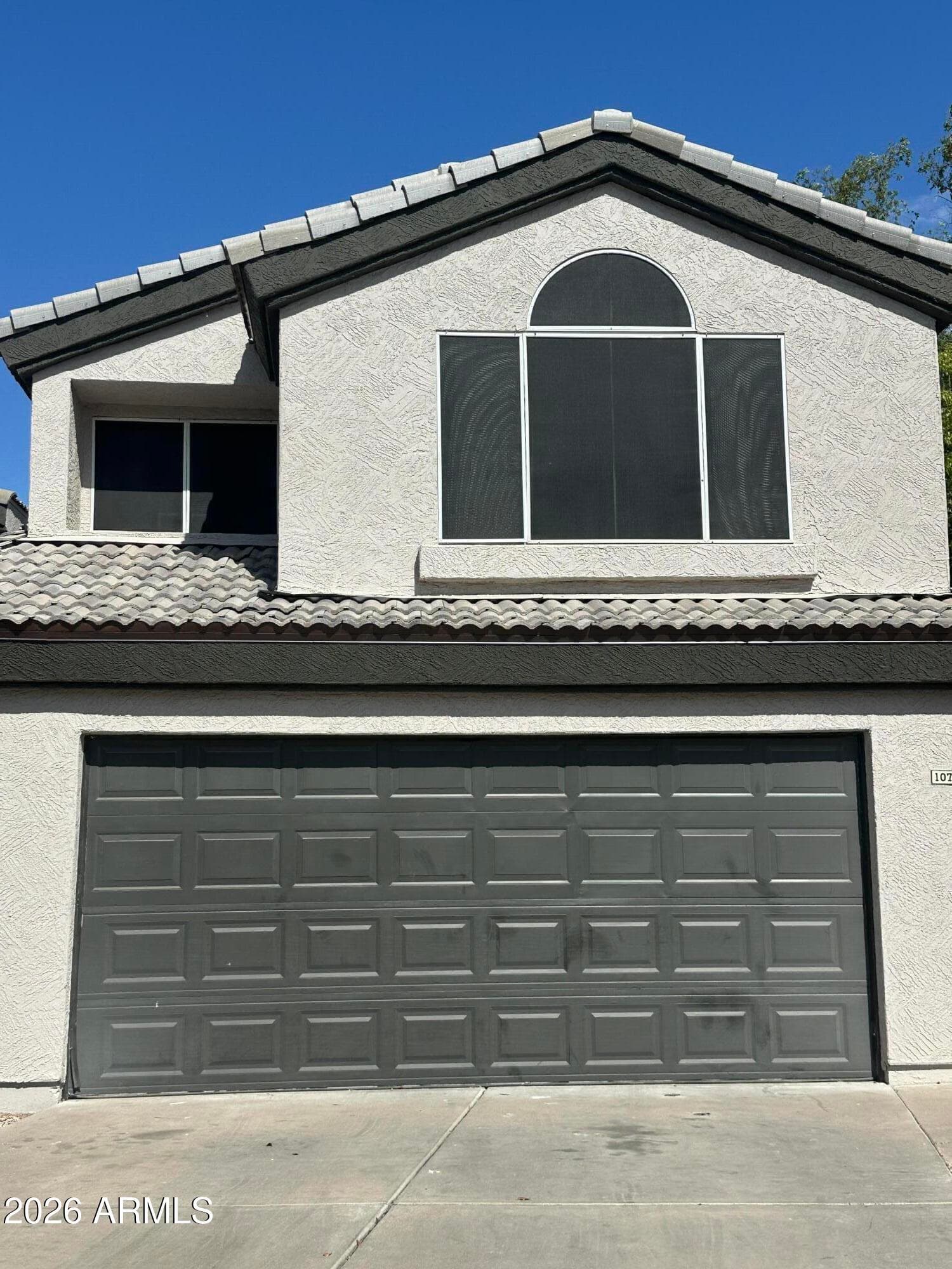 1071 W SANDY BANKS Drive, Gilbert, AZ 85233 — photo 2 of 38