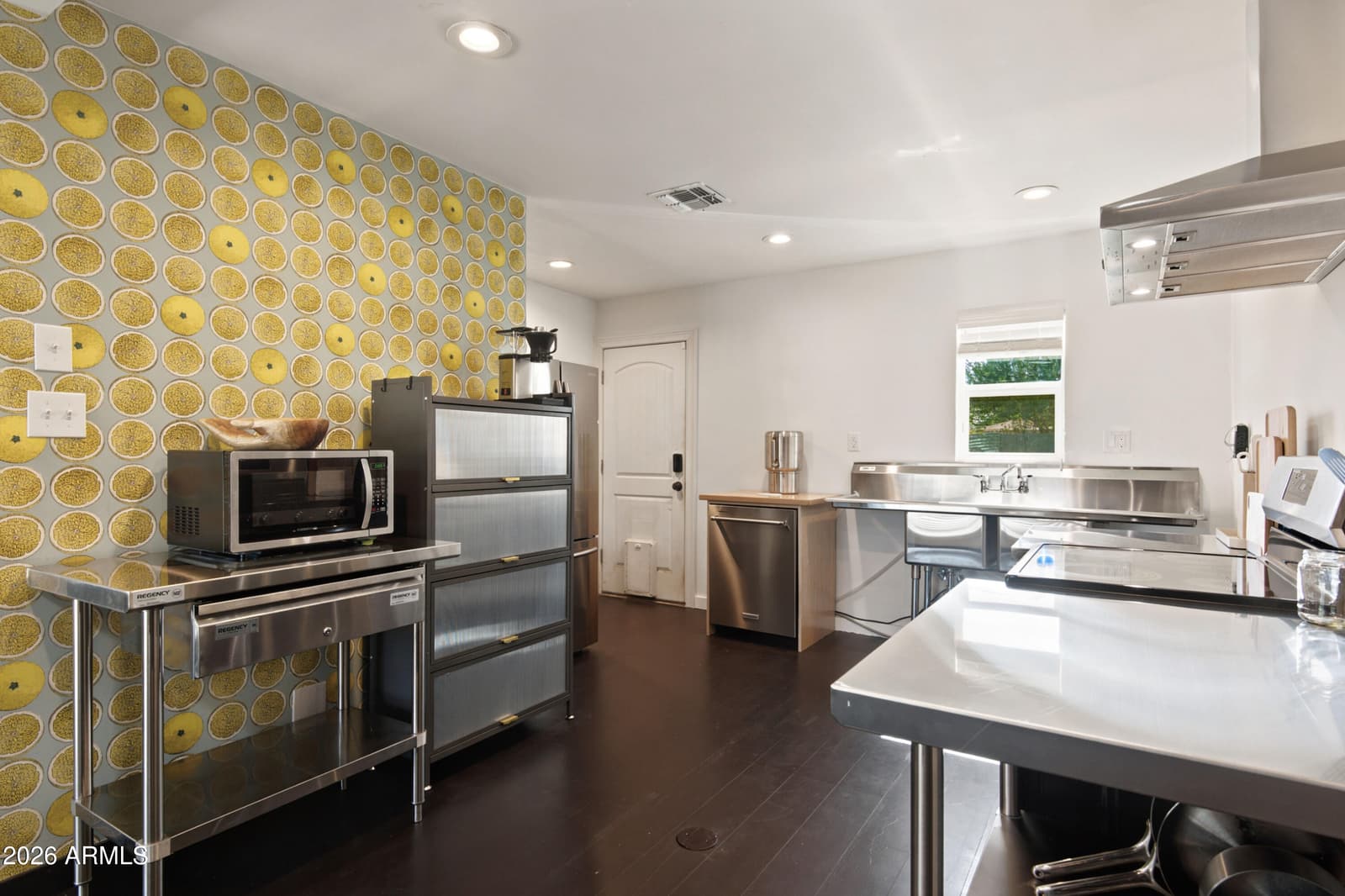 2521 N Evergreen Street, Phoenix, AZ 85006 — photo 11 of 38