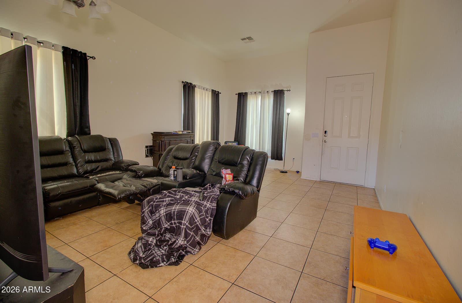 46142 W RAINBOW Drive, Maricopa, AZ 85139 — photo 4 of 17