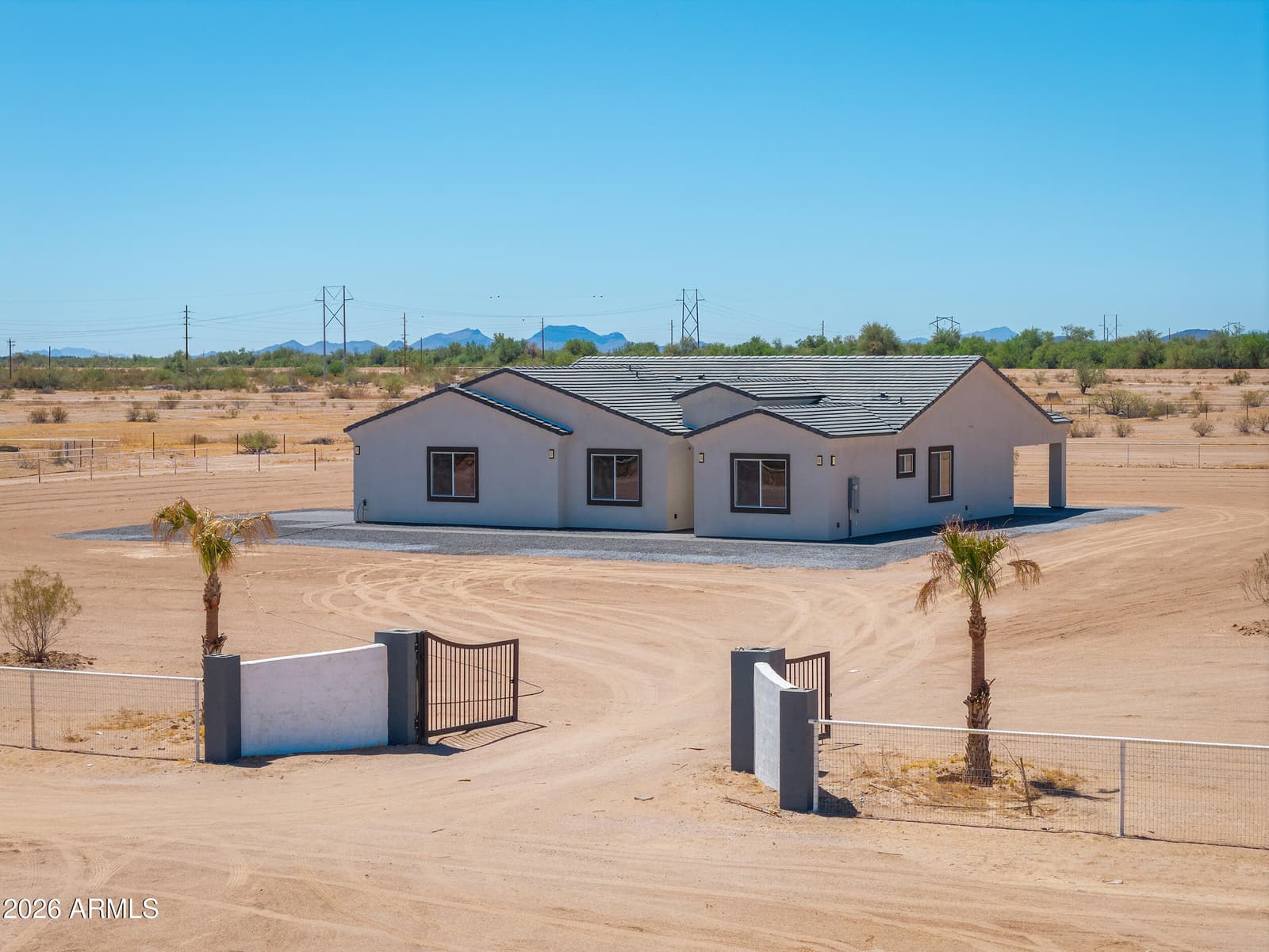 40461 W ROBLES Road, Maricopa, AZ 85138 — photo 1 of 63