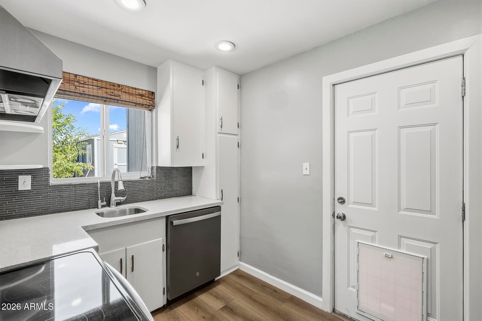 9031 N 2ND Drive, Phoenix, AZ 85021 — photo 11 of 41