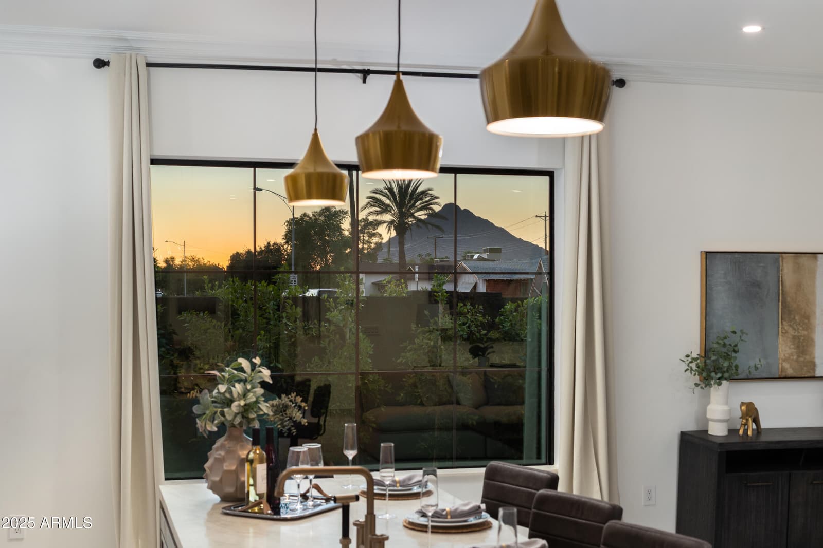 8402 E HEATHERBRAE Drive, Scottsdale, AZ 85251 — photo 18 of 60