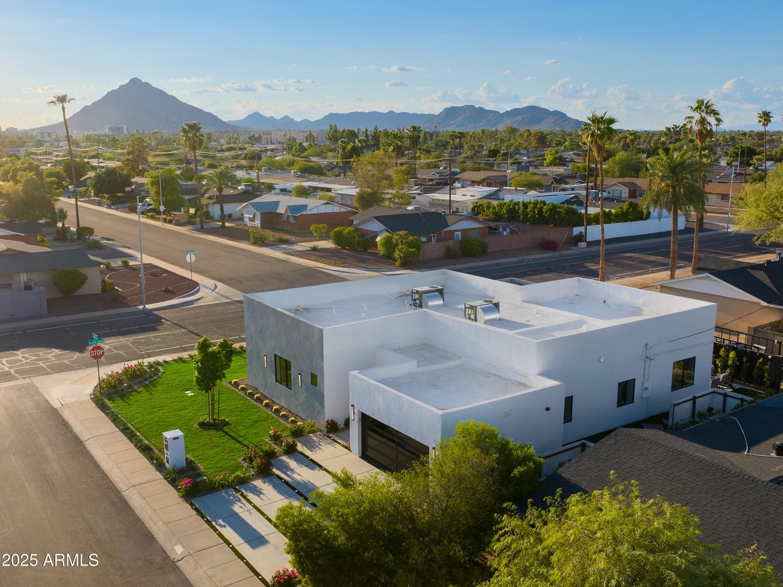 8402 E HEATHERBRAE Drive, Scottsdale, AZ 85251 — photo 56 of 60