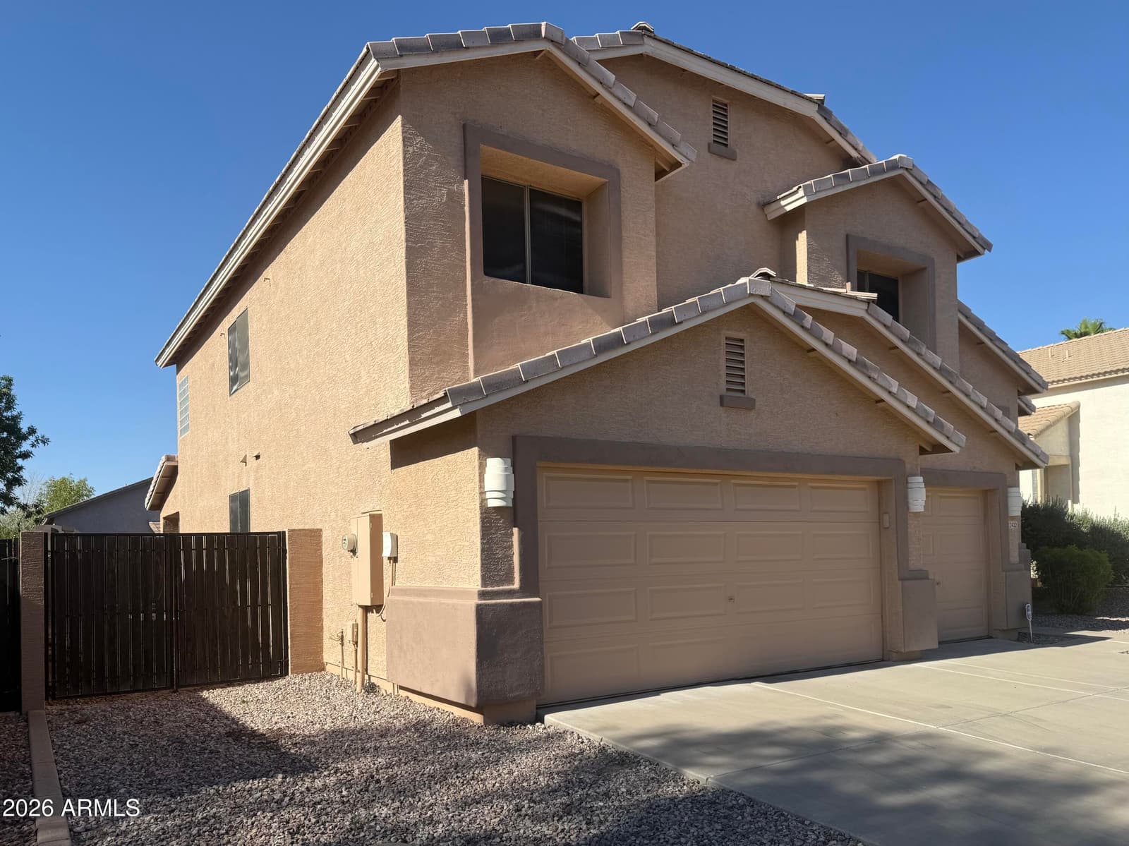 2422 W Ellis Street, Phoenix, AZ 85041 — photo 3 of 38