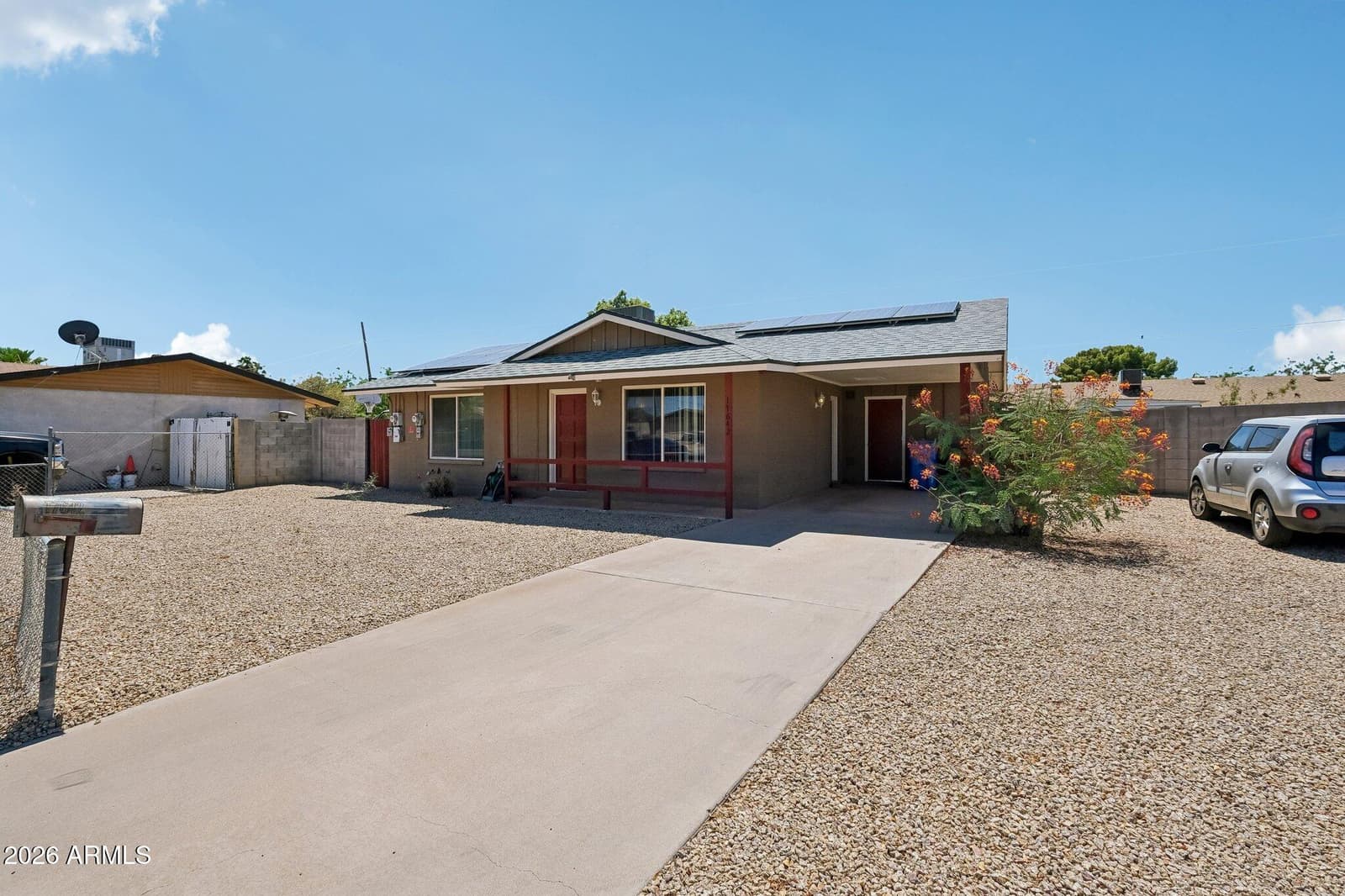 17642 N 16th Avenue, Phoenix, AZ 85023 — photo 3 of 32