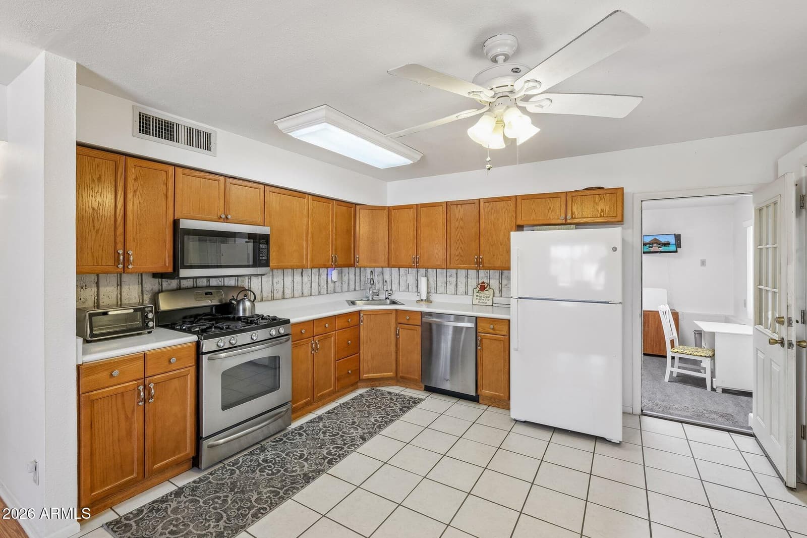 17642 N 16th Avenue, Phoenix, AZ 85023 — photo 11 of 32
