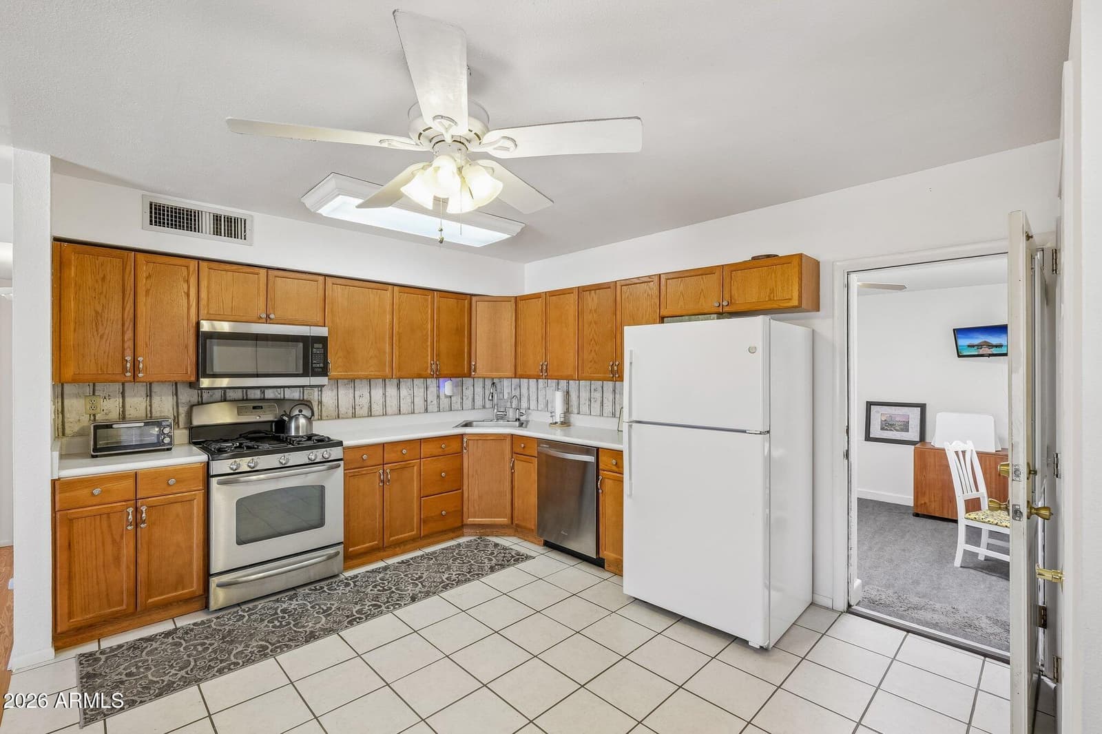 17642 N 16th Avenue, Phoenix, AZ 85023 — photo 18 of 32