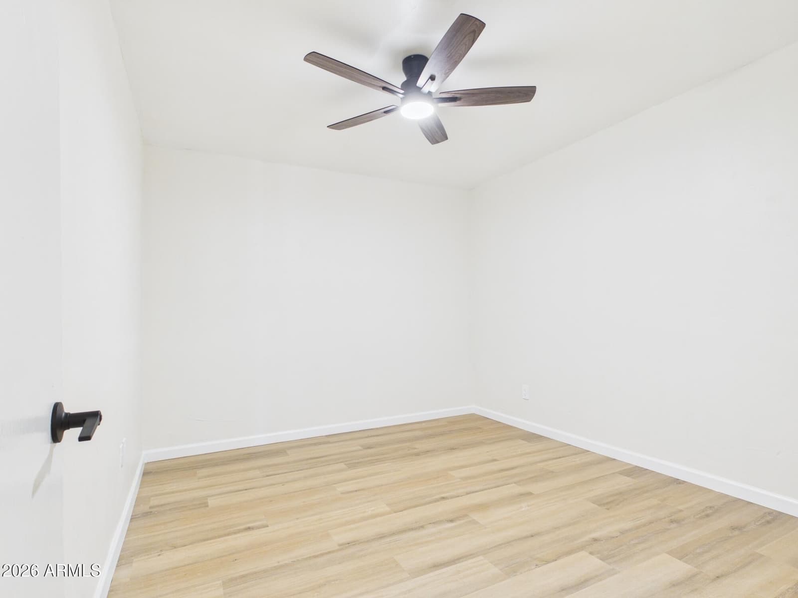 2759 W Lawrence Road, Phoenix, AZ 85017 — photo 16 of 25