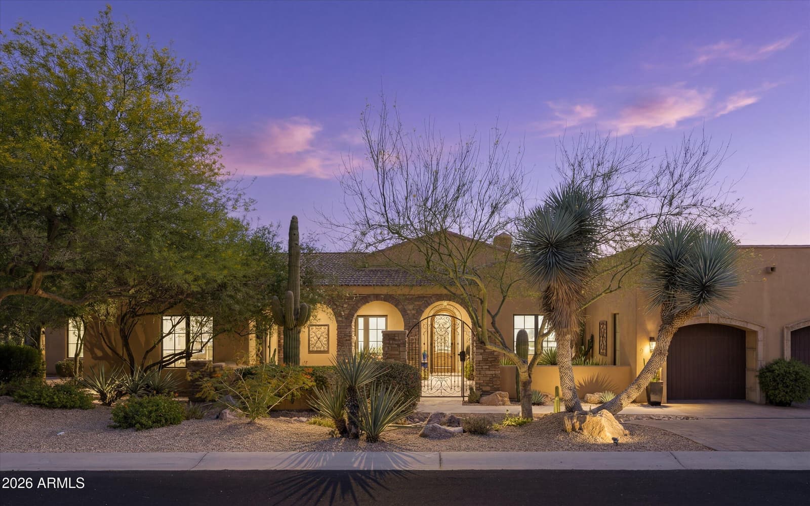 10725 E GREYTHORN Drive, Scottsdale, AZ 85262