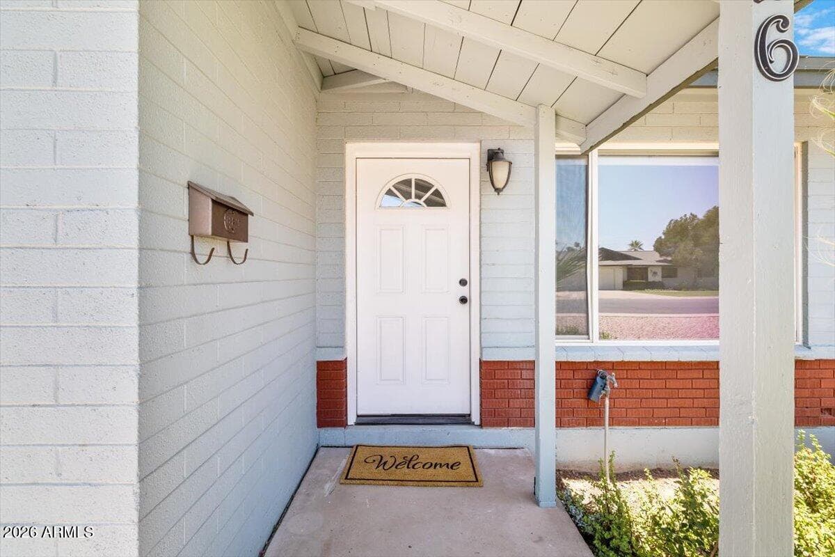 26 W Erie Drive, Tempe, AZ 85282 — photo 6 of 33