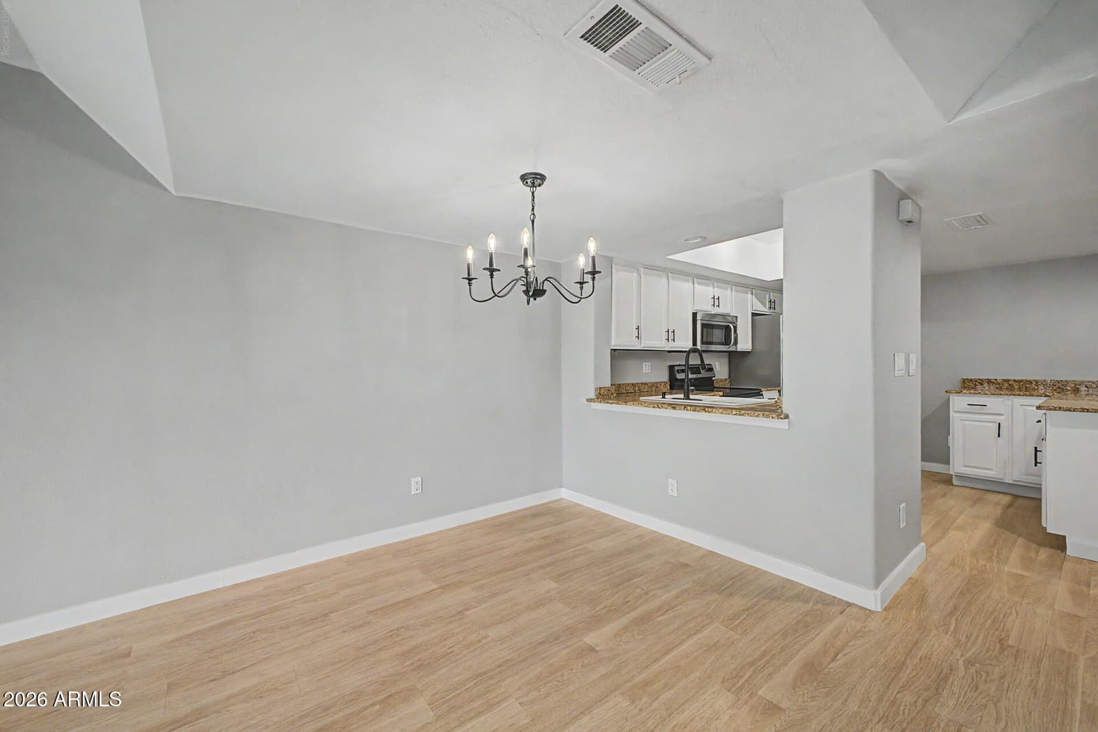 815 E GROVERS Avenue 28, Phoenix, AZ 85022 — photo 11 of 45