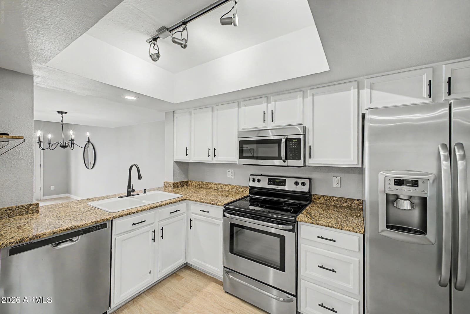 815 E GROVERS Avenue 28, Phoenix, AZ 85022 — photo 16 of 45
