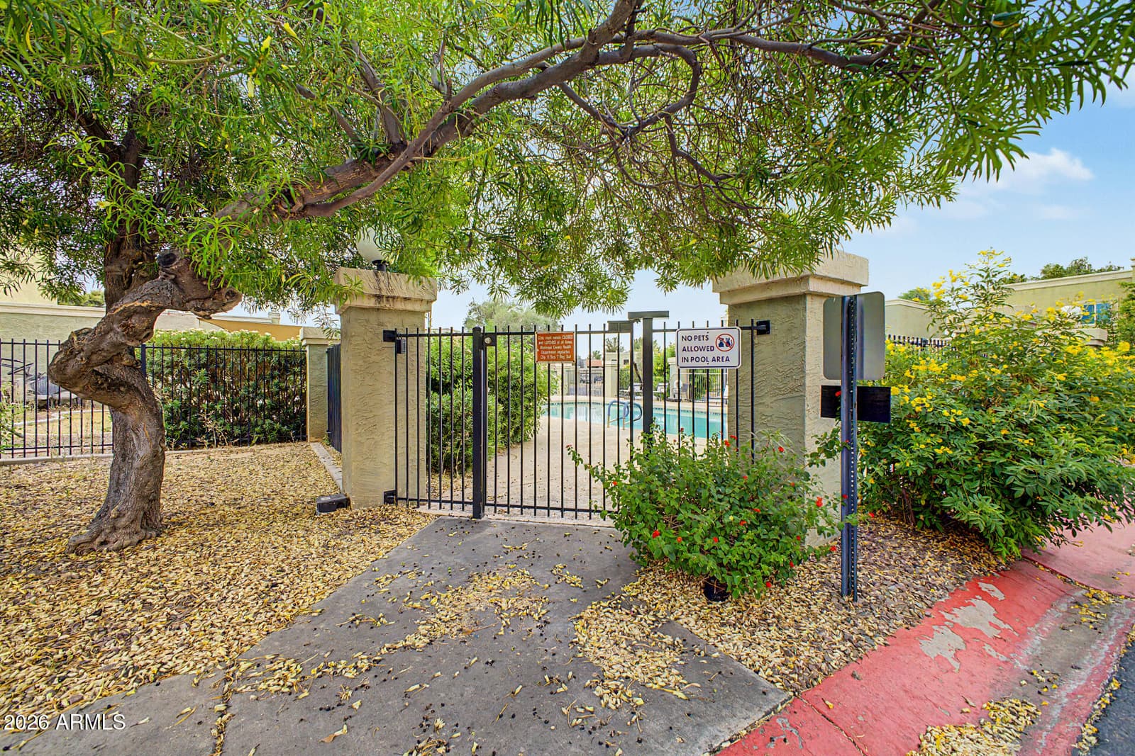 815 E GROVERS Avenue 28, Phoenix, AZ 85022 — photo 44 of 45