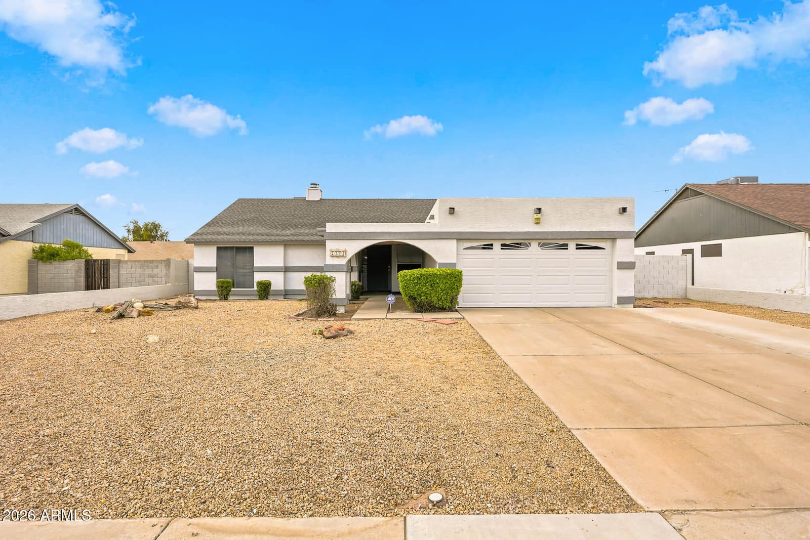 7241 W LAUREL Lane, Peoria, AZ 85345 — photo 1 of 37