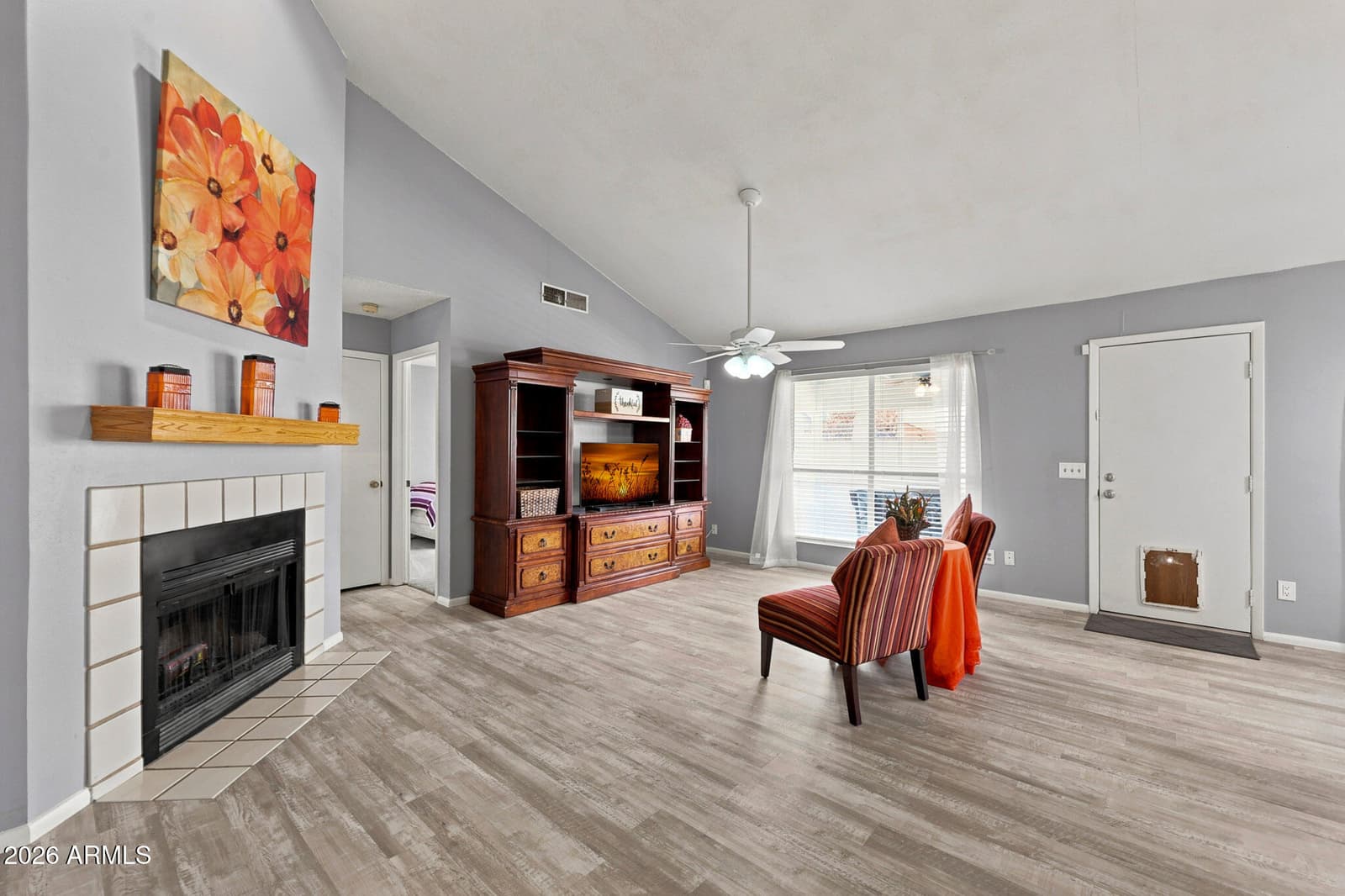 7241 W LAUREL Lane, Peoria, AZ 85345 — photo 11 of 37