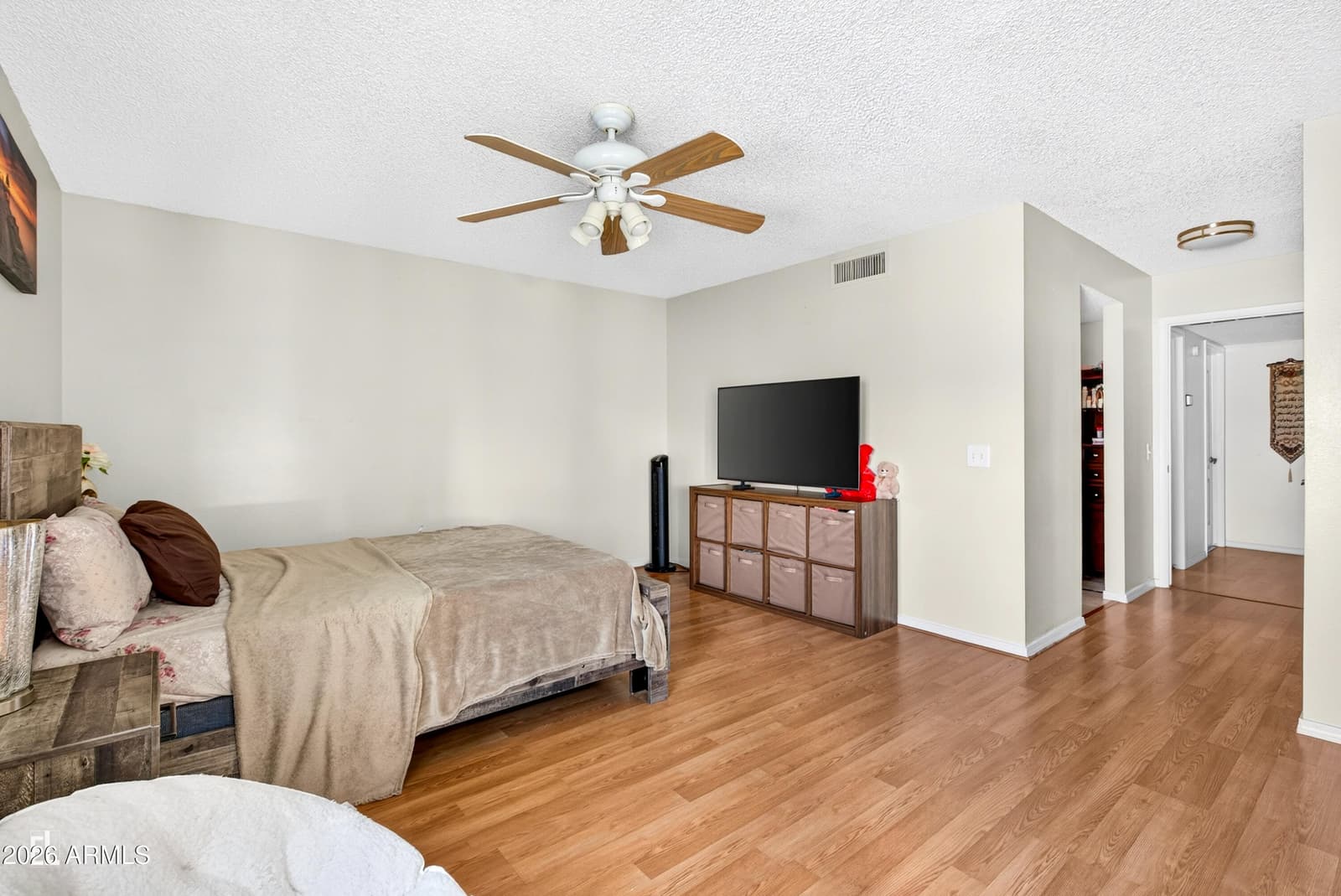2316 W PORT ROYALE Lane, Phoenix, AZ 85023 — photo 15 of 29