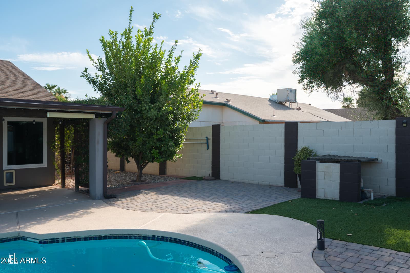 2316 W PORT ROYALE Lane, Phoenix, AZ 85023 — photo 23 of 29