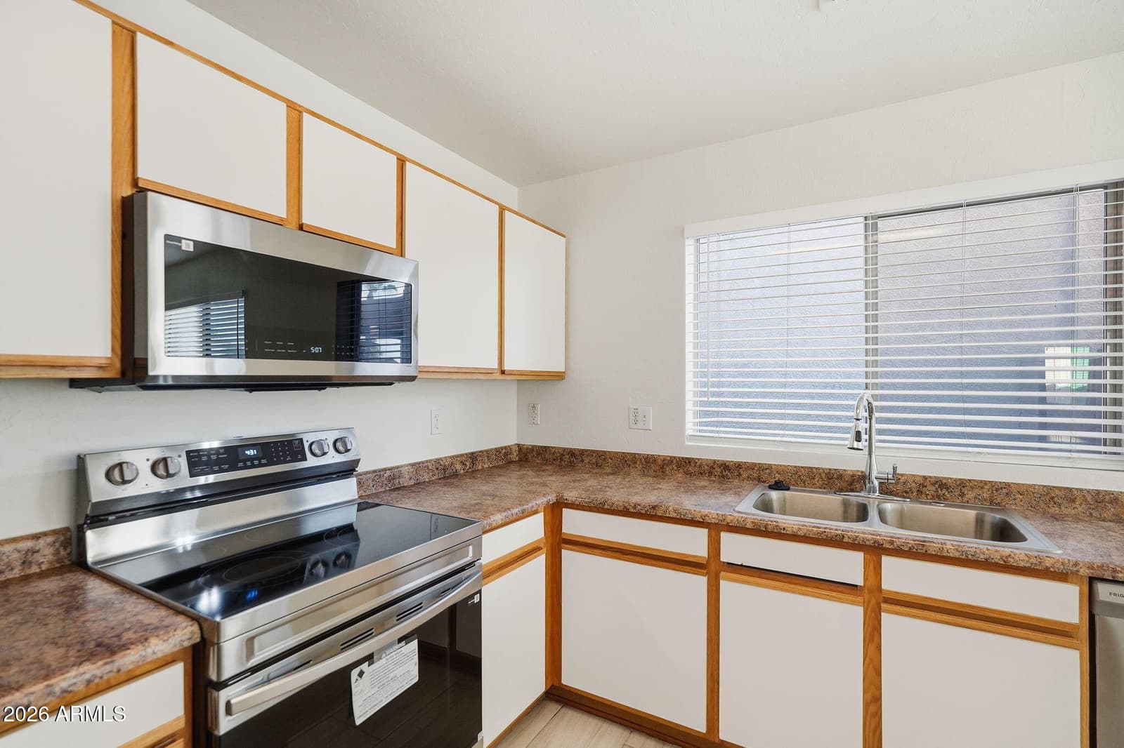 3122 W PARK Street, Phoenix, AZ 85041 — photo 9 of 29