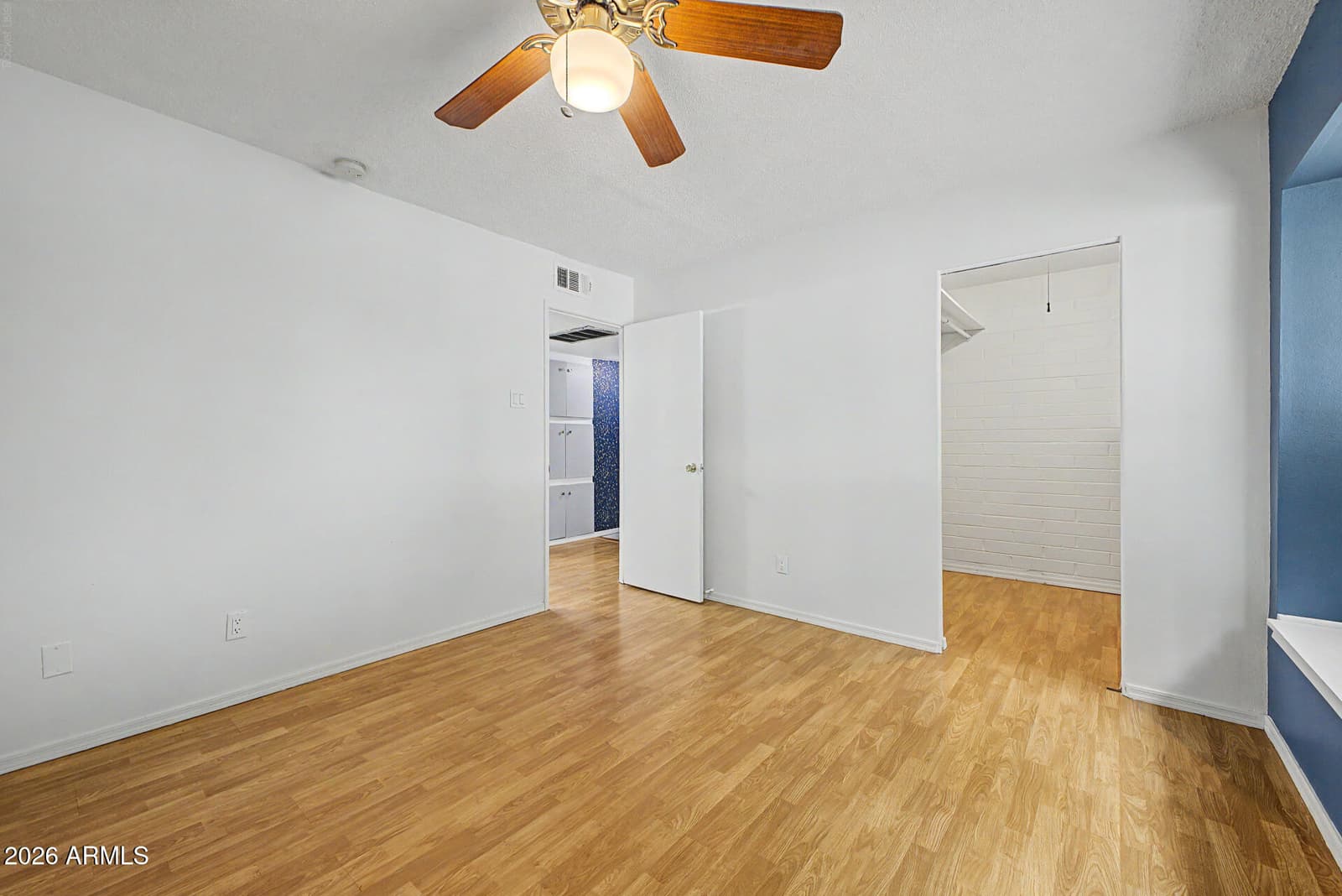 2541 W ROSE Lane A4, Phoenix, AZ 85017 — photo 12 of 32