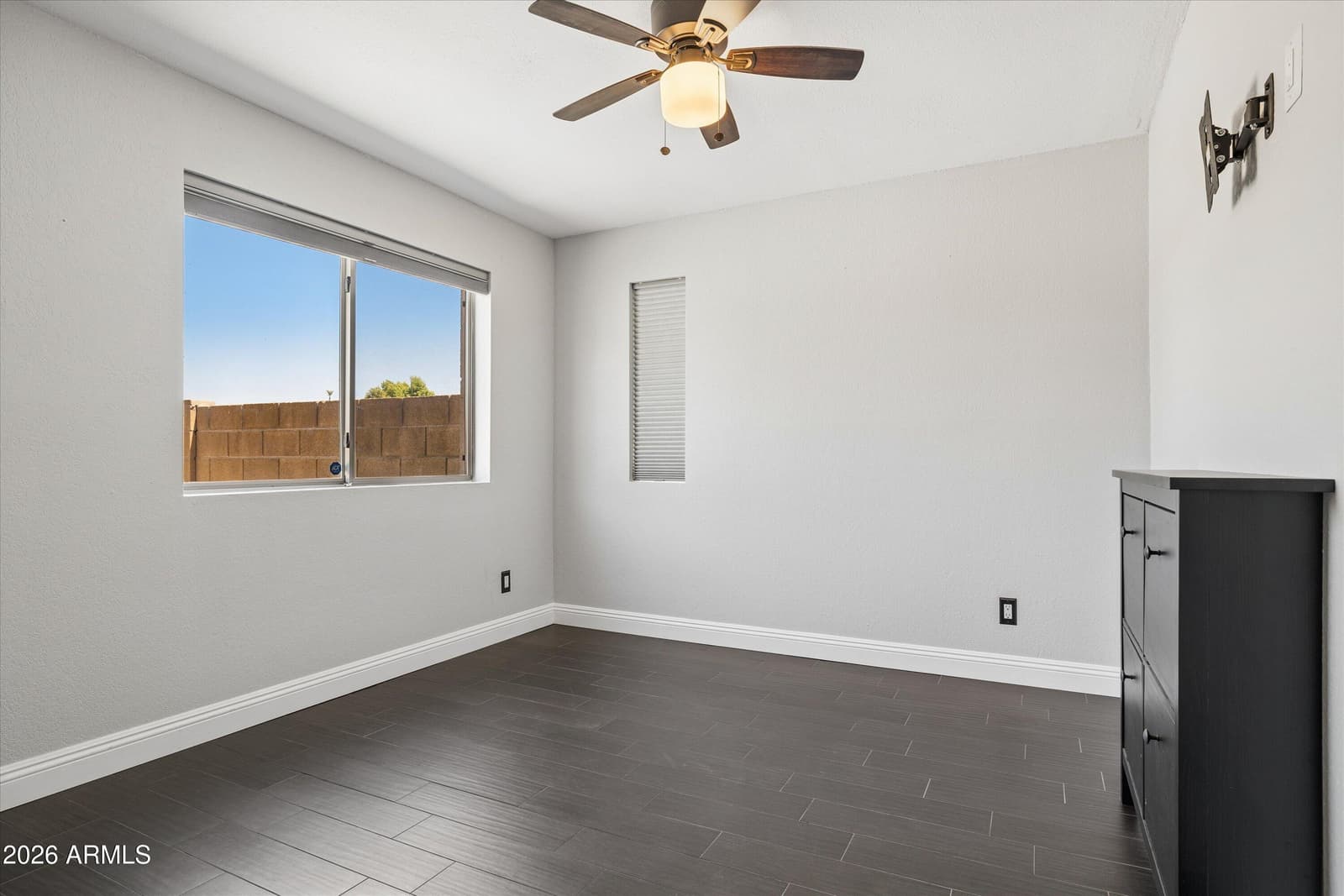 4242 E SHEENA Drive, Phoenix, AZ 85032 — photo 27 of 58
