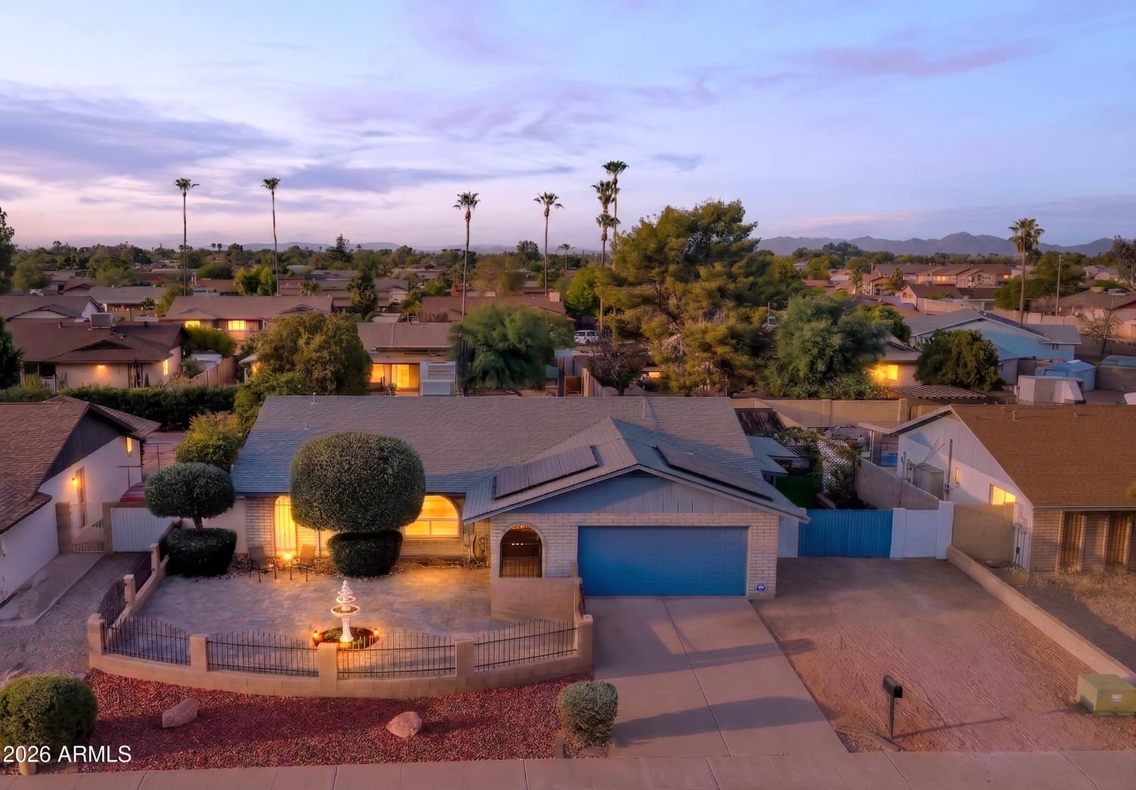 3833 W PHELPS Road, Phoenix, AZ 85053 — photo 7 of 56