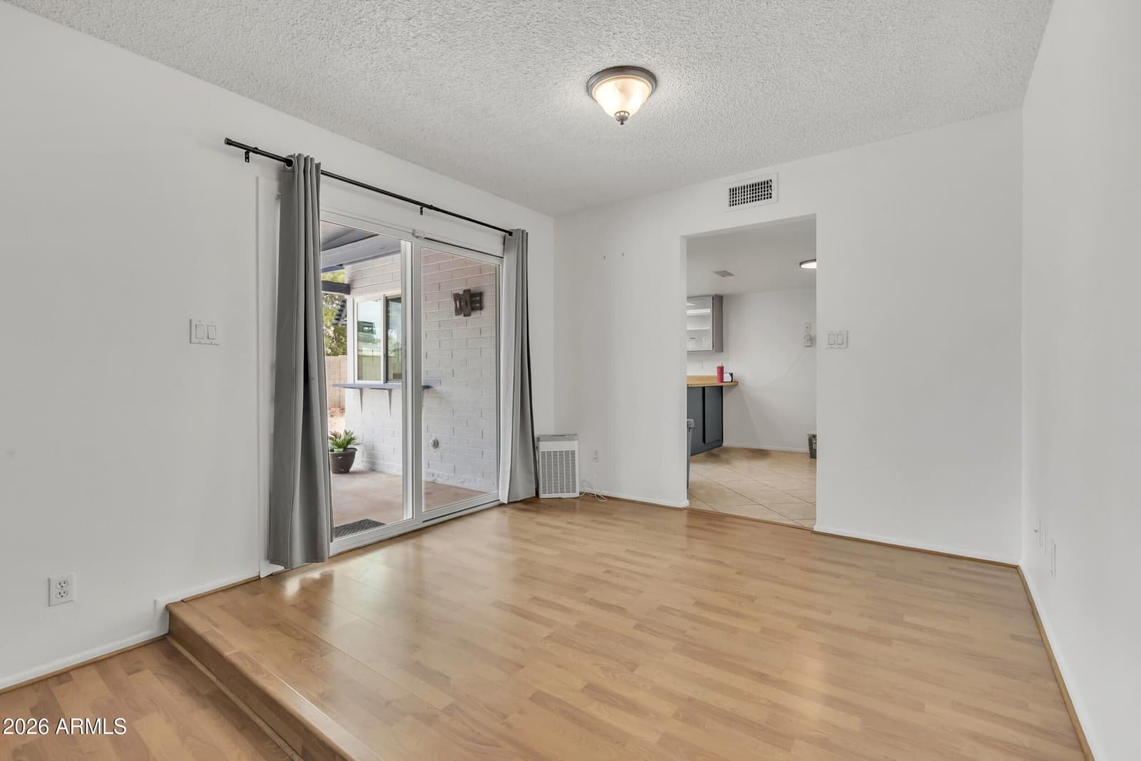 3833 W PHELPS Road, Phoenix, AZ 85053 — photo 13 of 56