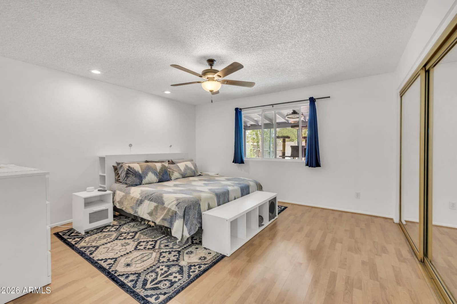 3833 W PHELPS Road, Phoenix, AZ 85053 — photo 4 of 56