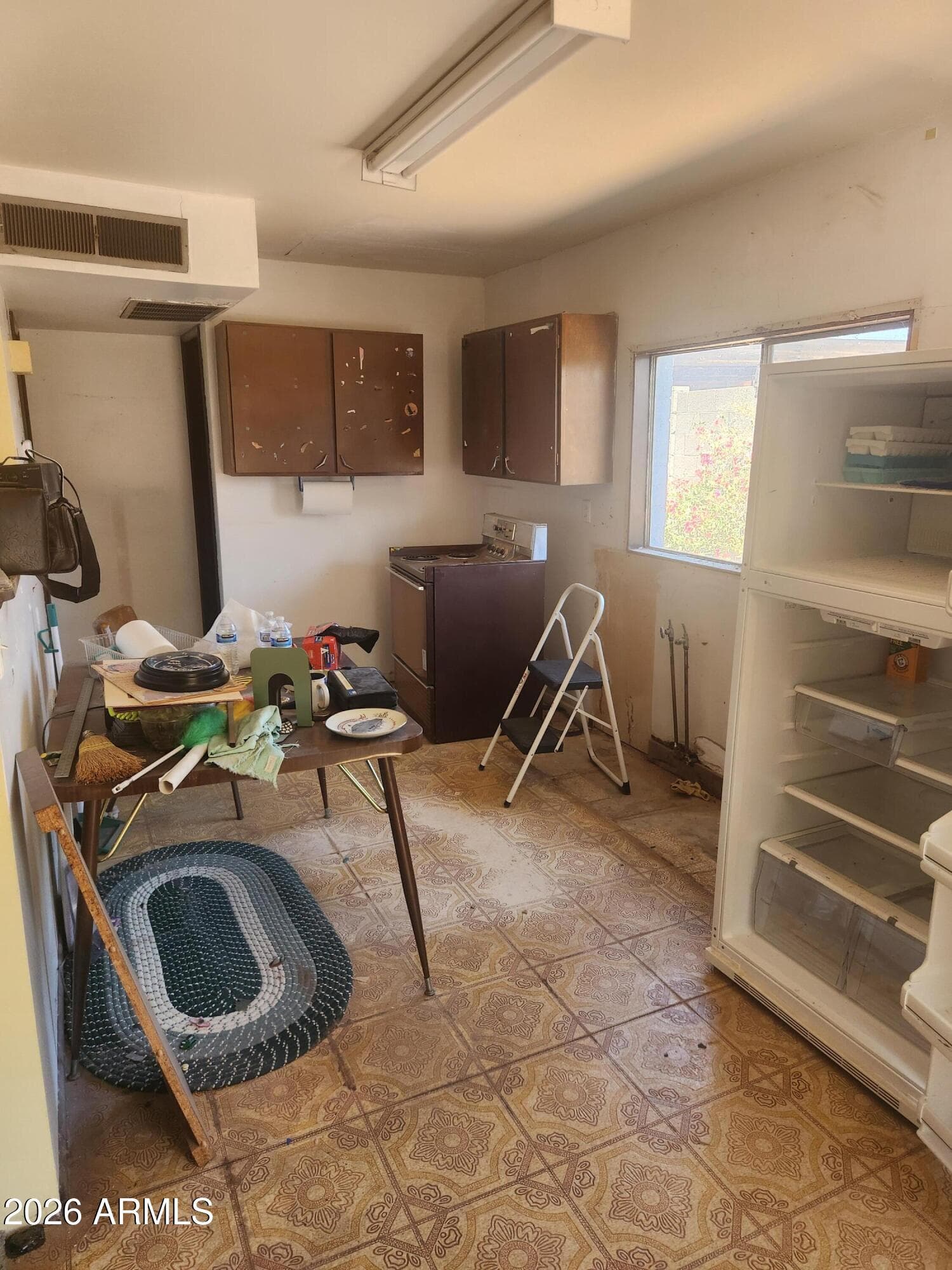543 N IRONWOOD Drive, Apache Junction, AZ 85120 — photo 12 of 17