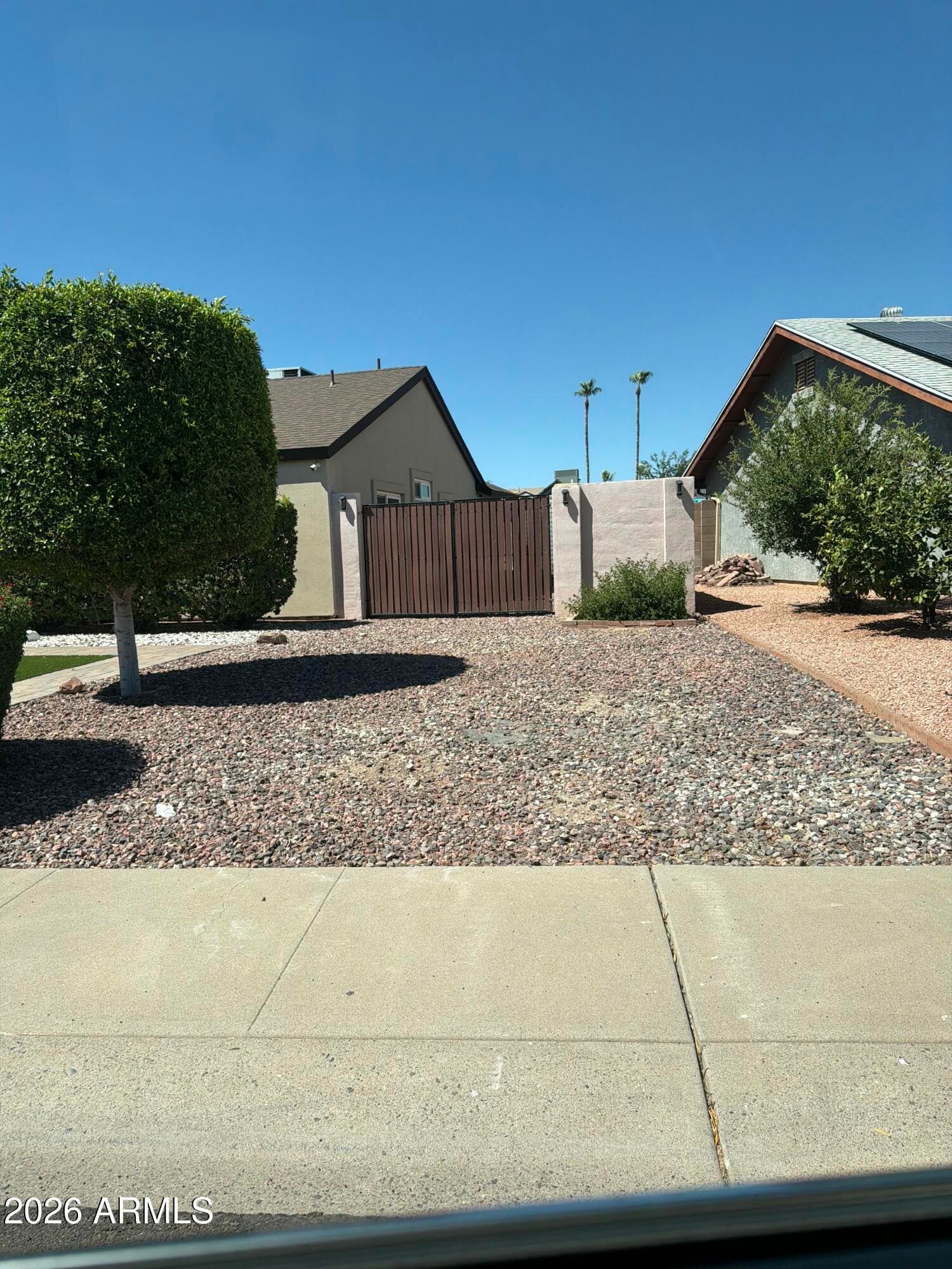 2316 W PORT ROYALE Lane, Phoenix, AZ 85023 — photo 28 of 29