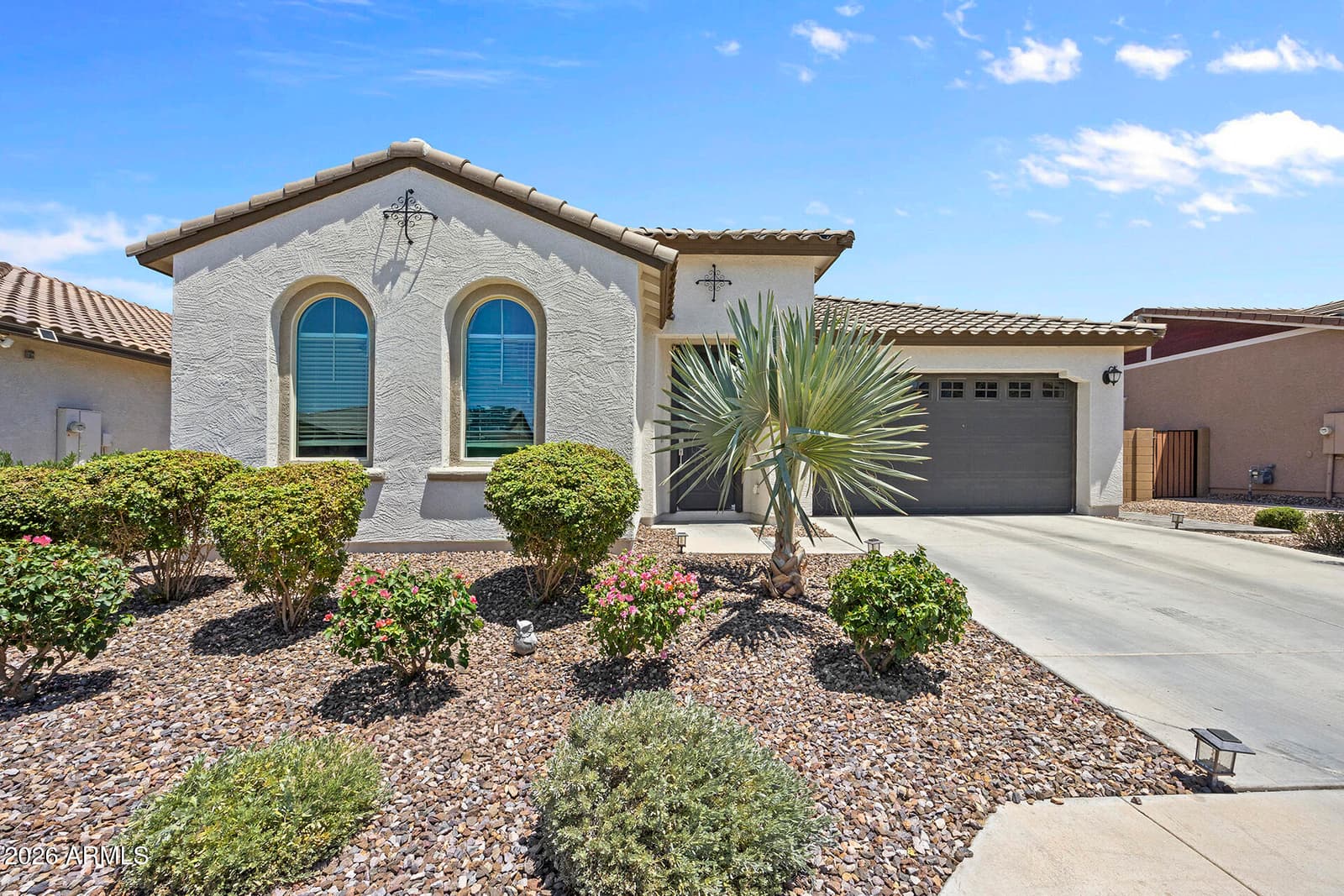 2300 E RIDGEWOOD Lane, Gilbert, AZ 85298 — photo 2 of 51