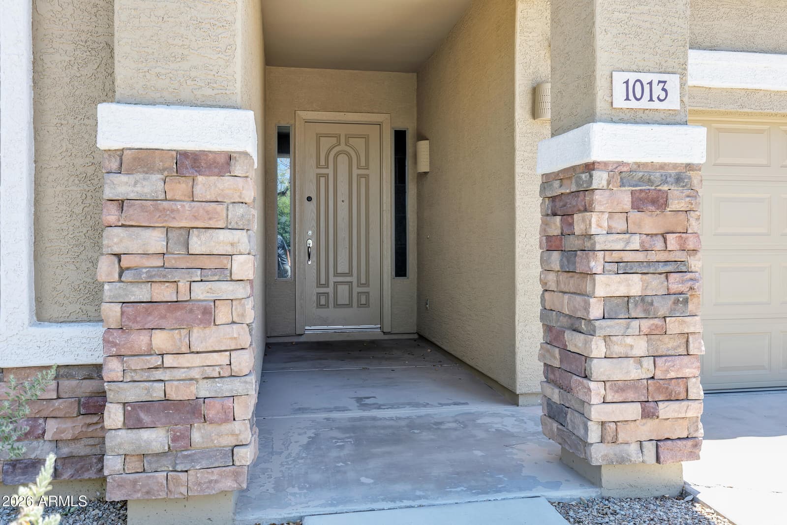 1013 W AYRSHIRE Trail, San Tan Valley, AZ 85143 — photo 4 of 28