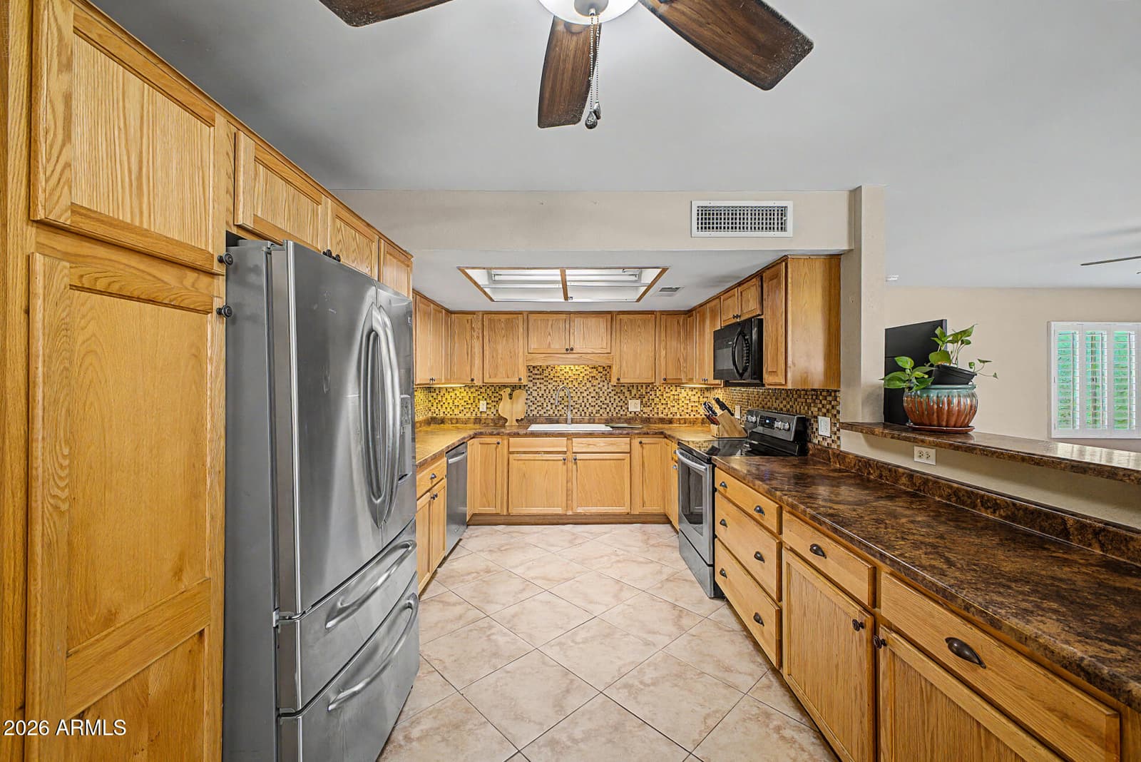 4760 W Via Cynthia, Glendale, AZ 85301 — photo 13 of 28