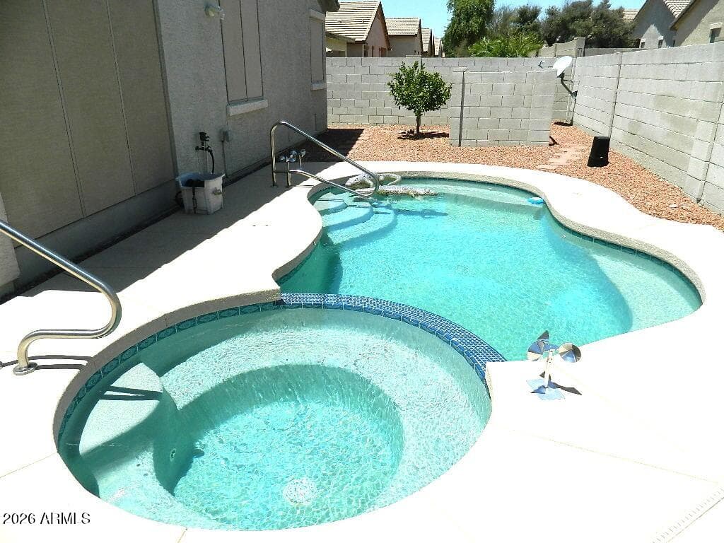 17210 W ELM Street, Surprise, AZ 85388 — photo 10 of 35