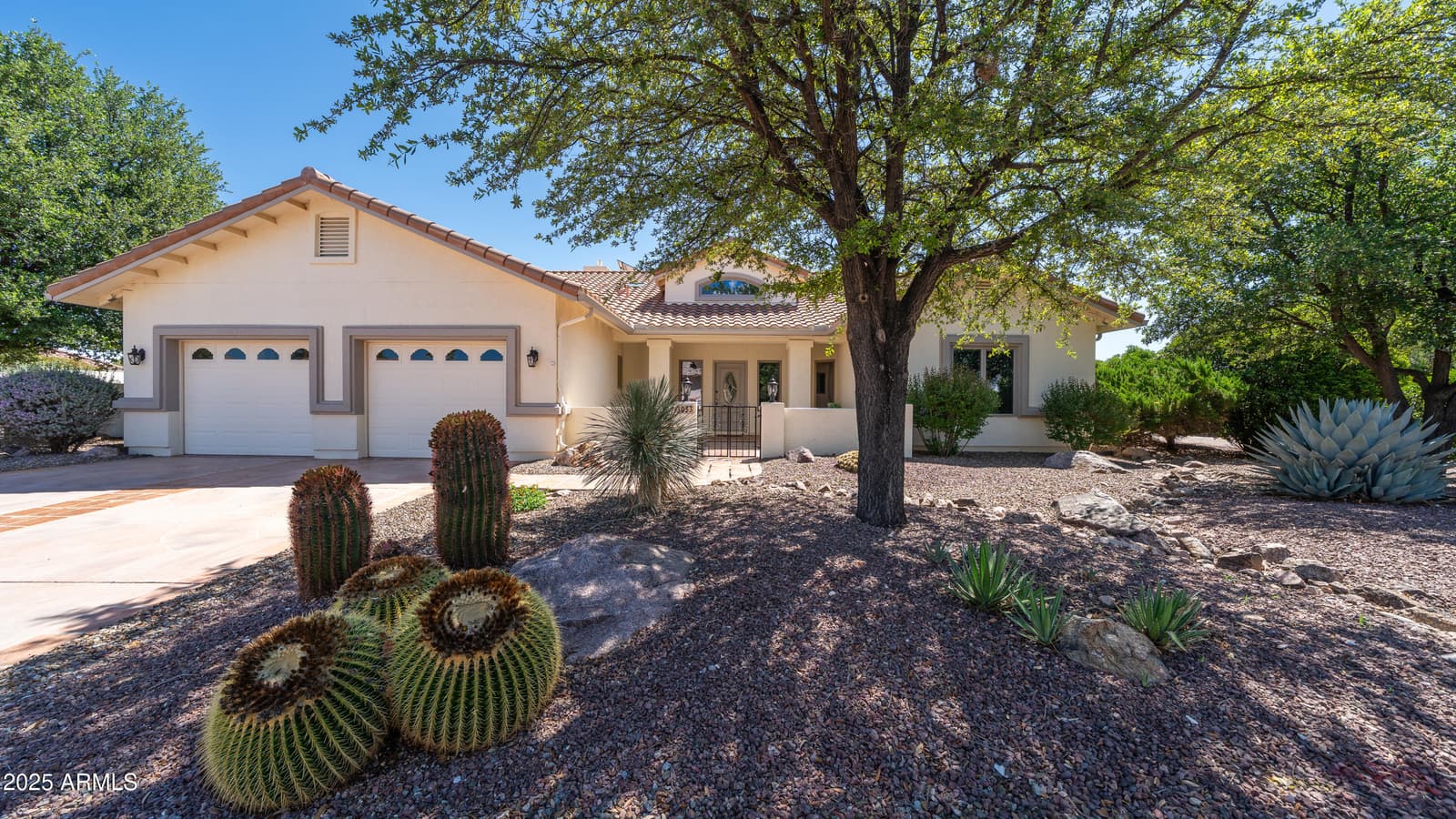 3033 Glenview Drive, Sierra Vista, AZ 85650 — photo 1 of 56