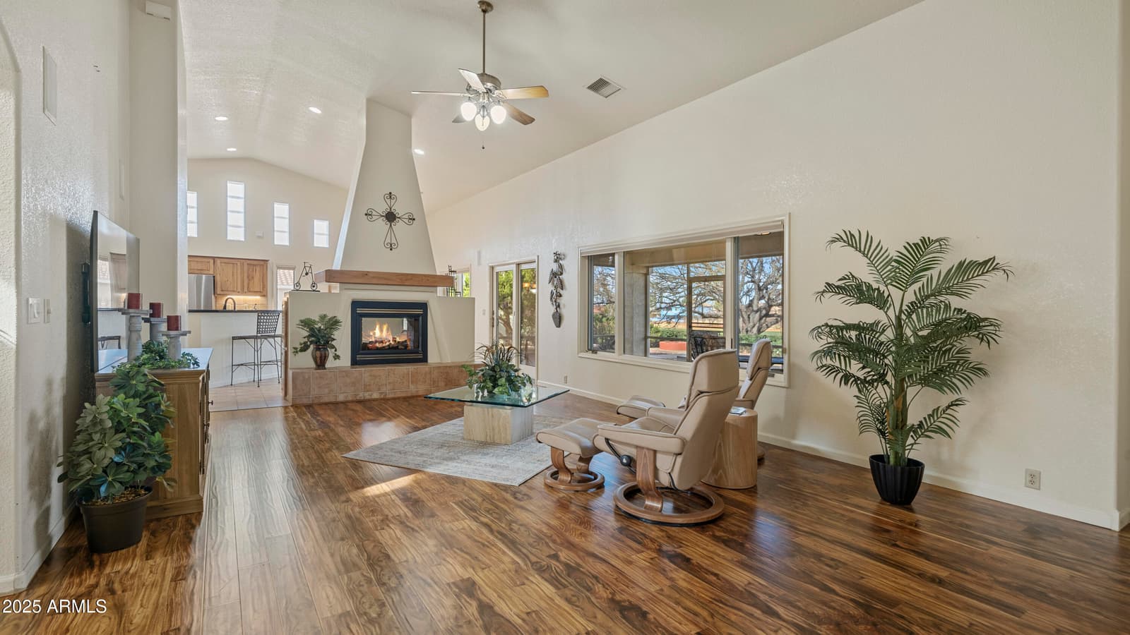 3033 Glenview Drive, Sierra Vista, AZ 85650 — photo 3 of 56