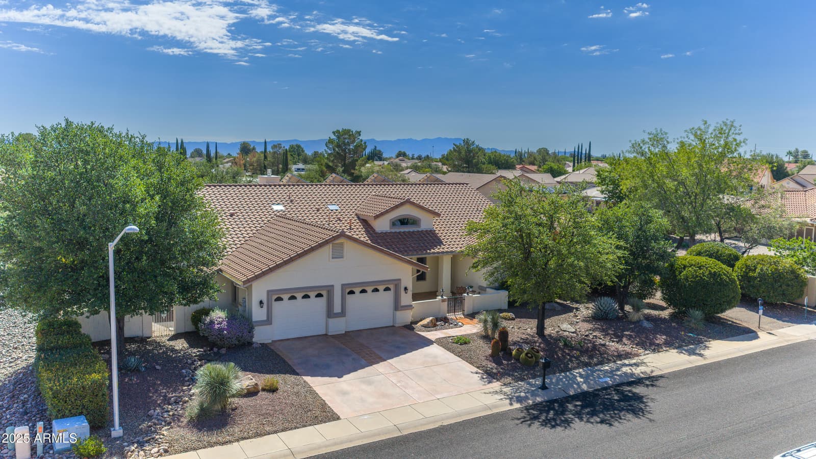 3033 Glenview Drive, Sierra Vista, AZ 85650 — photo 10 of 56