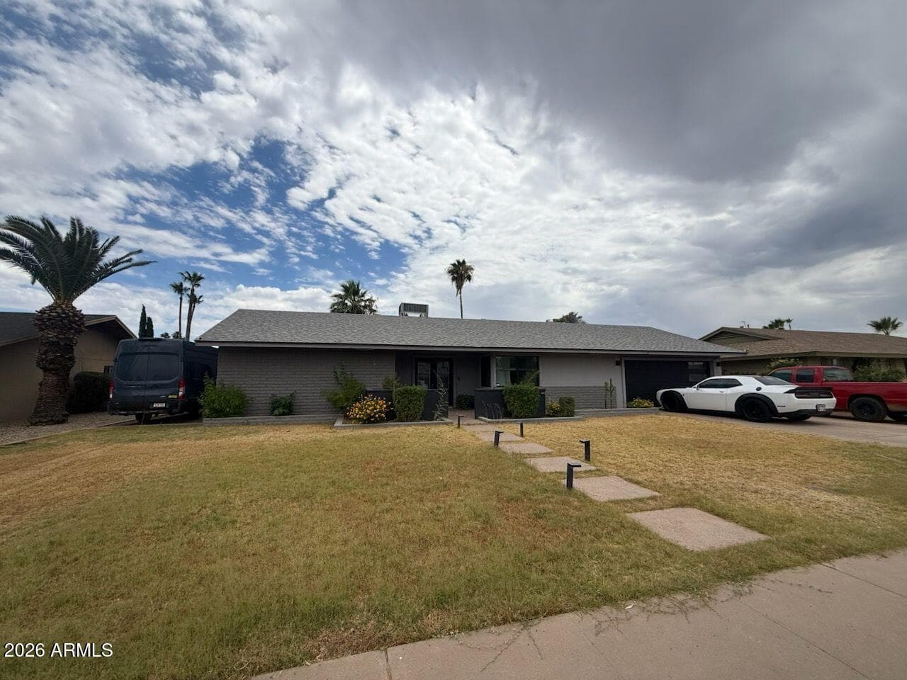 3915 E YUCCA Street, Phoenix, AZ 85028 — photo 1 of 2