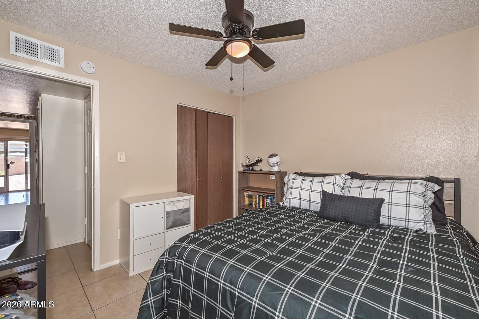 1261 E HARMONY Circle, Mesa, AZ 85204 — photo 16 of 34