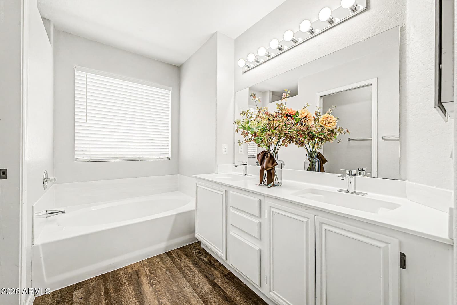 8408 W Bloomfield Road W, Peoria, AZ 85381 — photo 17 of 30