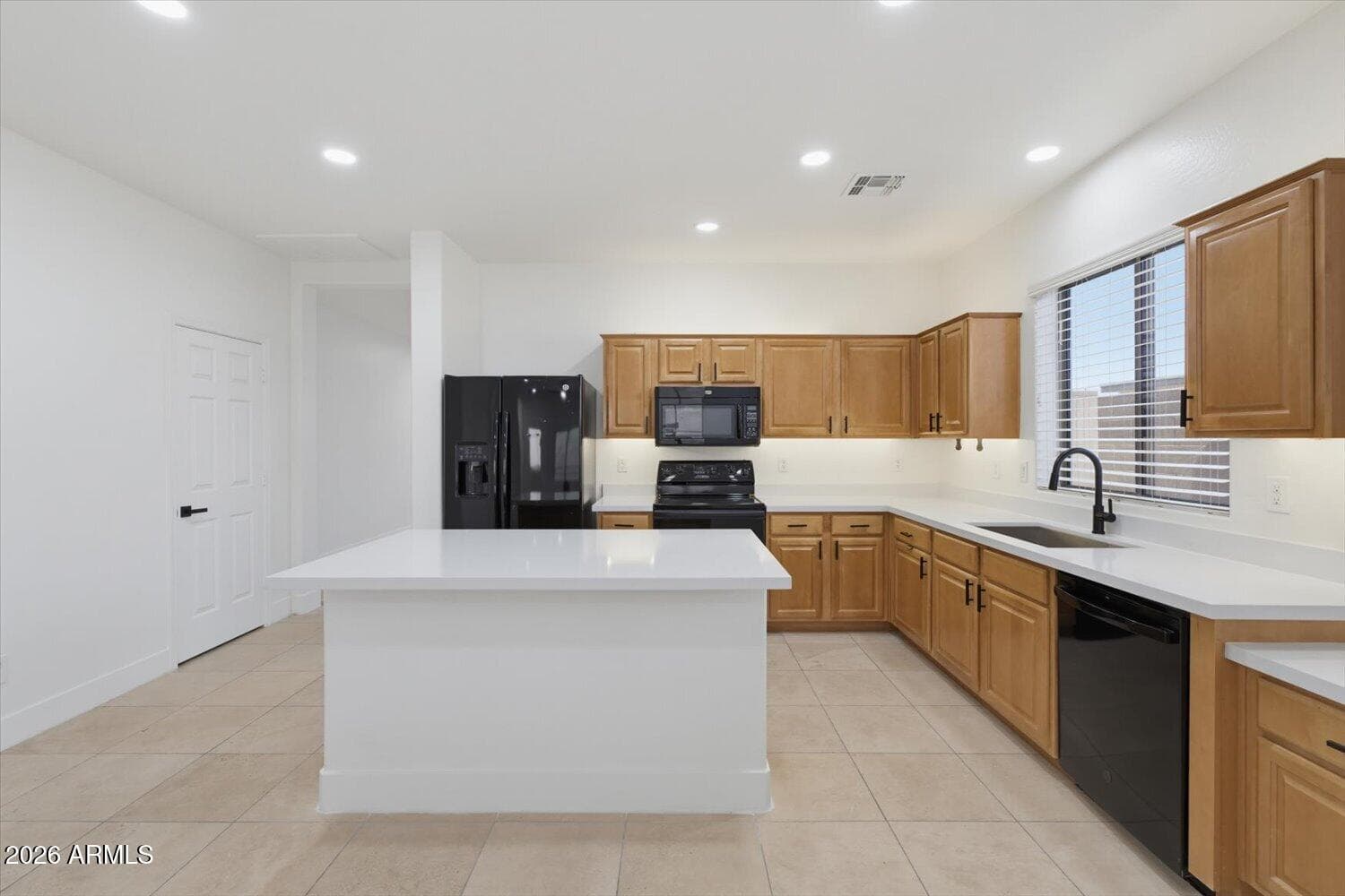 15109 N 175TH Drive, Surprise, AZ 85388 — photo 9 of 30
