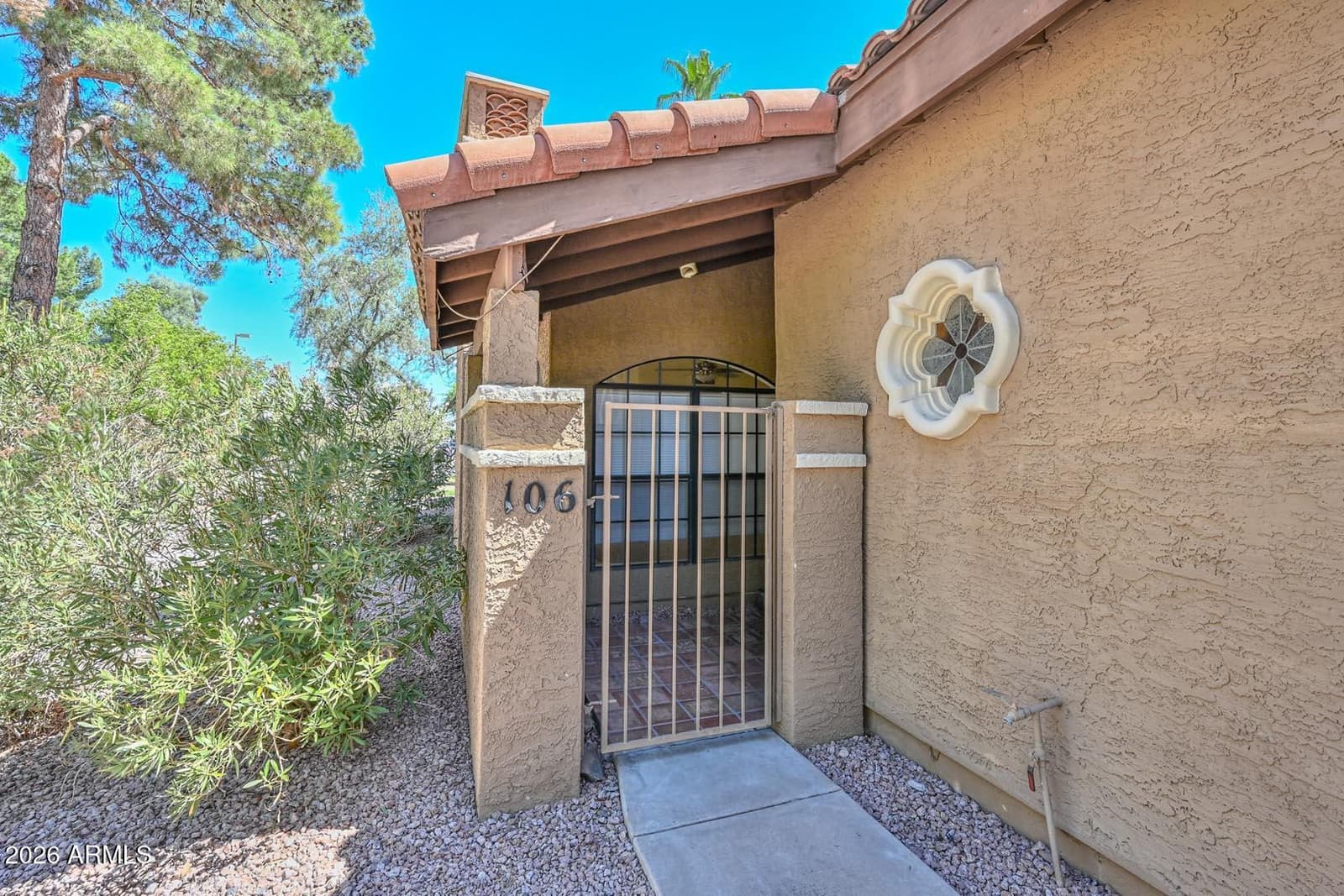 6945 E Cochise Road Unit 106, Paradise Valley, AZ 85253 — photo 2 of 27