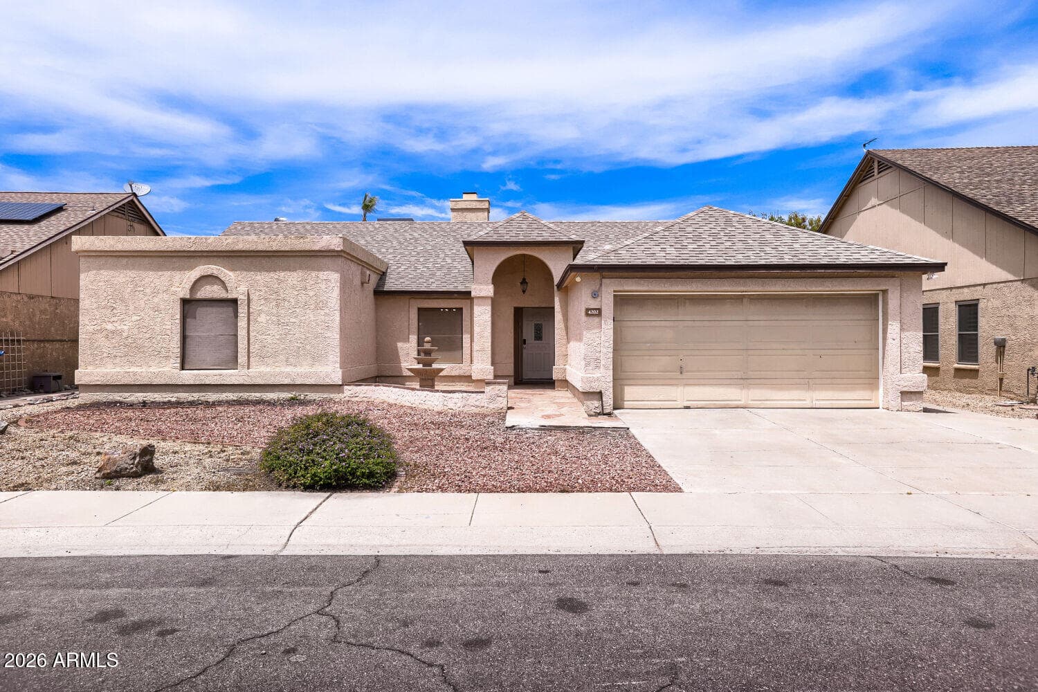 4202 W Cielo Grande, Glendale, AZ 85310 — photo 3 of 28